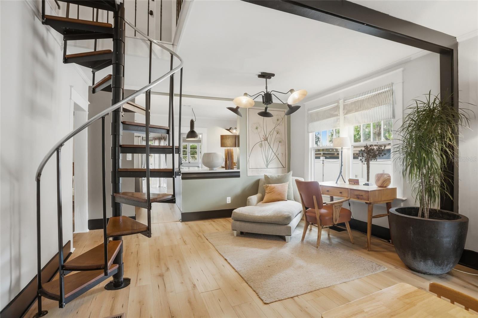 Image 15 of 37 For 5 James Avenue