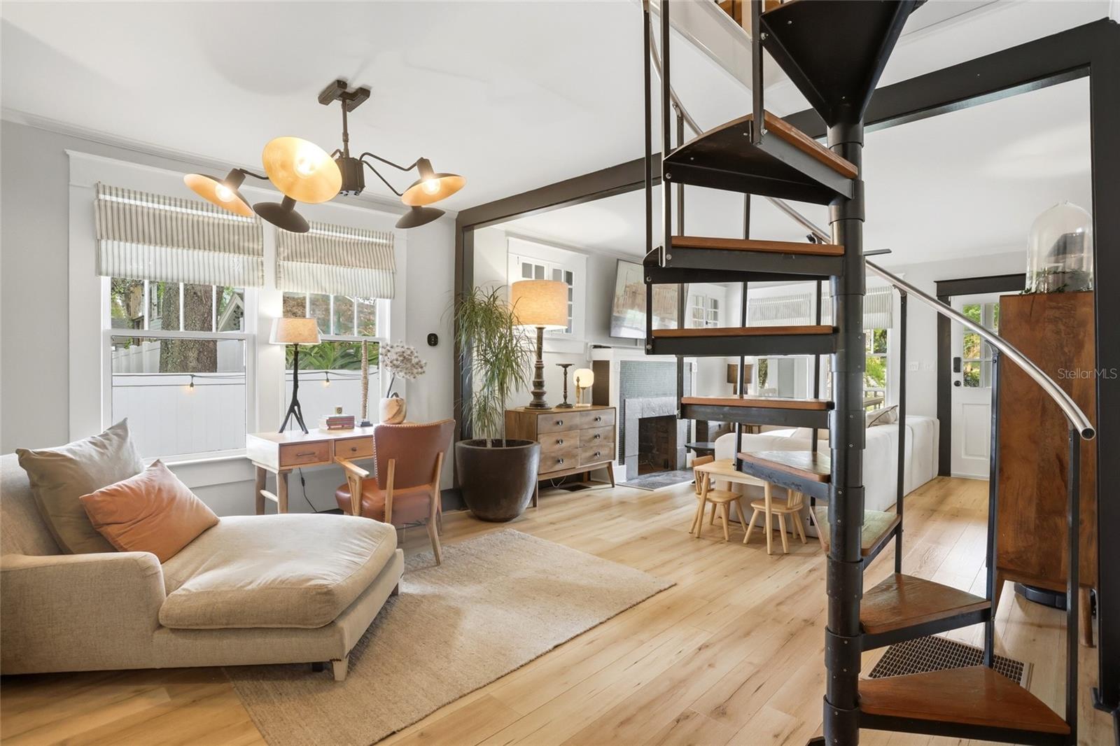 Image 16 of 37 For 5 James Avenue