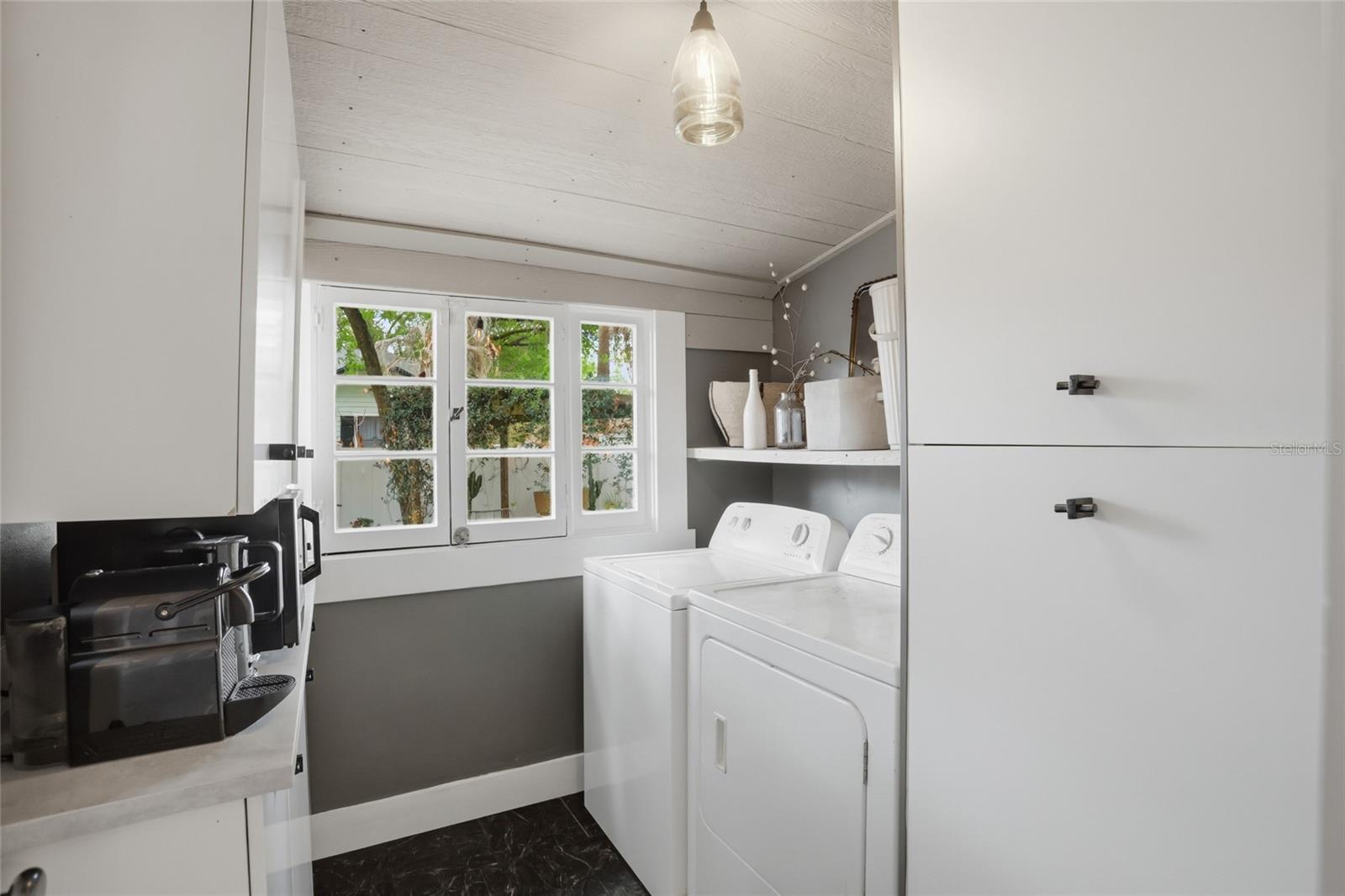 Image 20 of 37 For 5 James Avenue