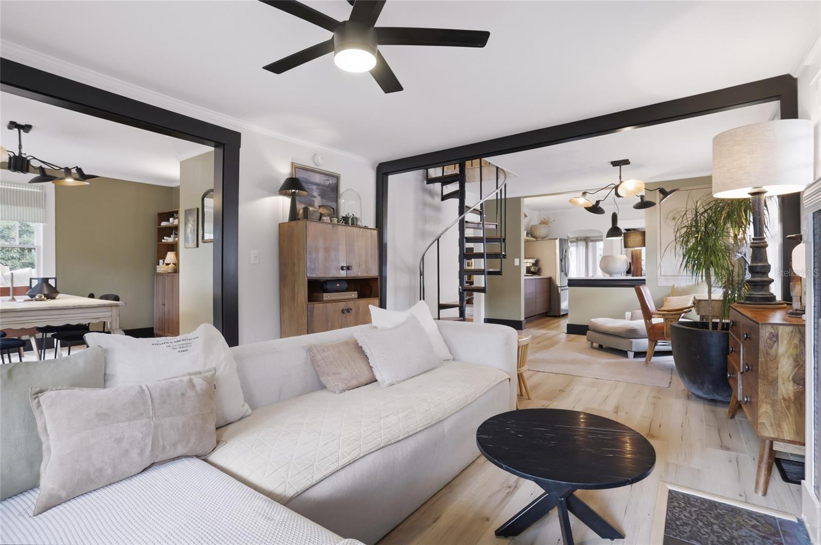 Image 3 of 37 For 5 James Avenue