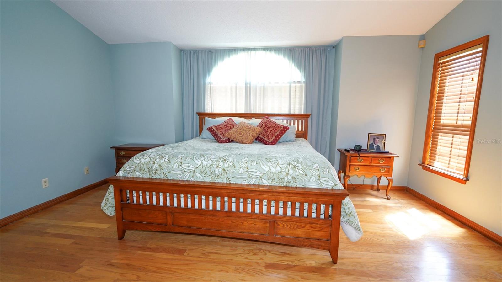 Image 13 of 49 For 204 Brynwood Lane