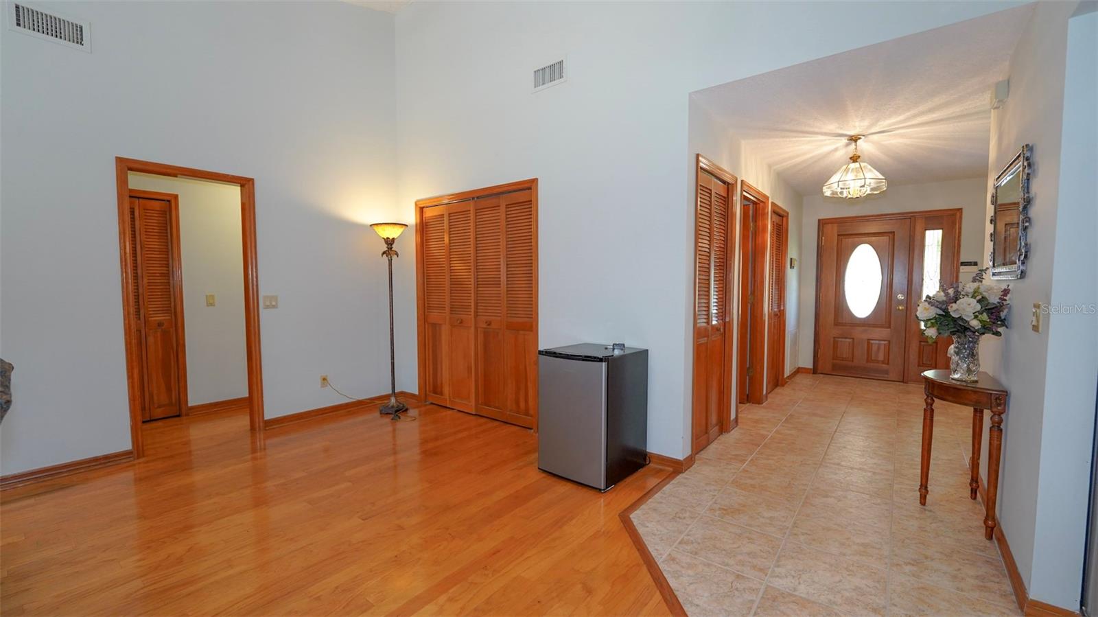 Image 24 of 49 For 204 Brynwood Lane