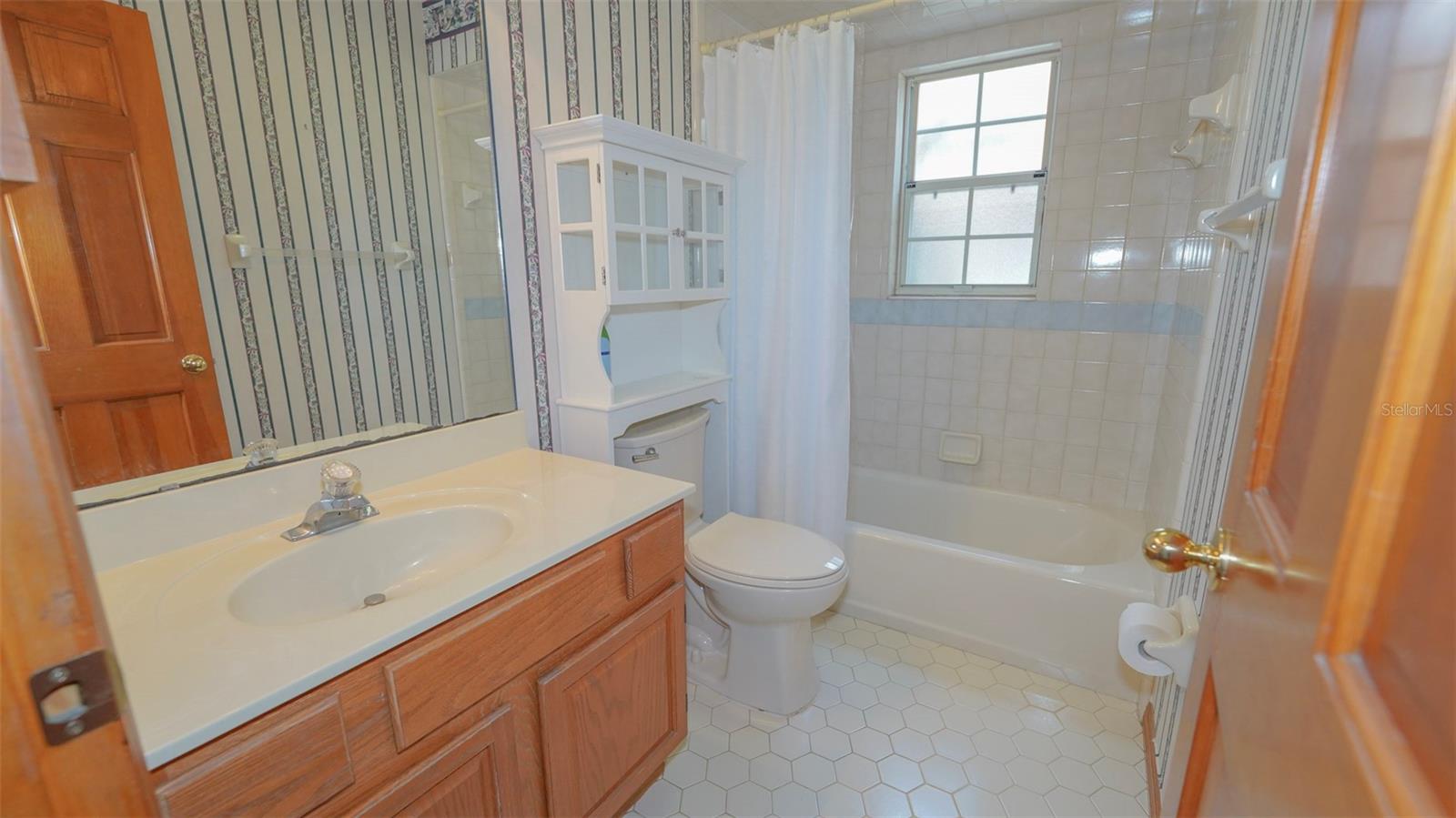 Image 28 of 49 For 204 Brynwood Lane