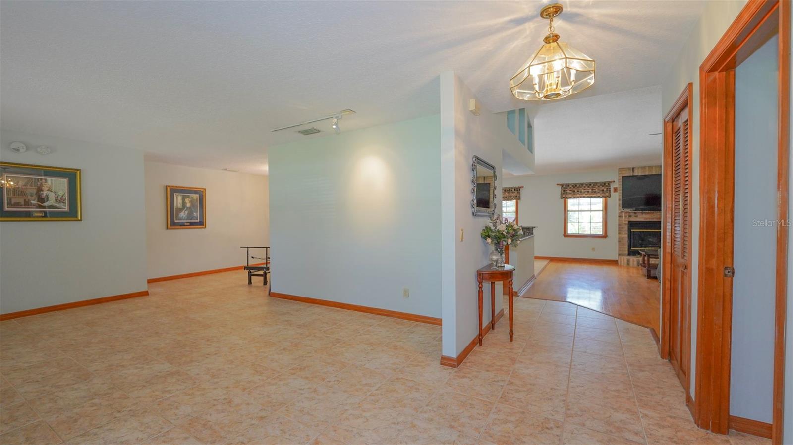 Image 9 of 49 For 204 Brynwood Lane