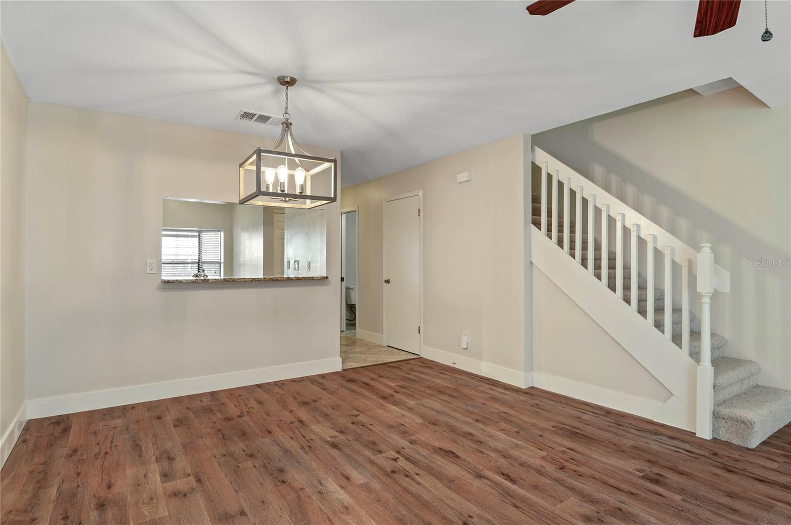 Image 10 of 37 For 409 Sandlewood Cove 3