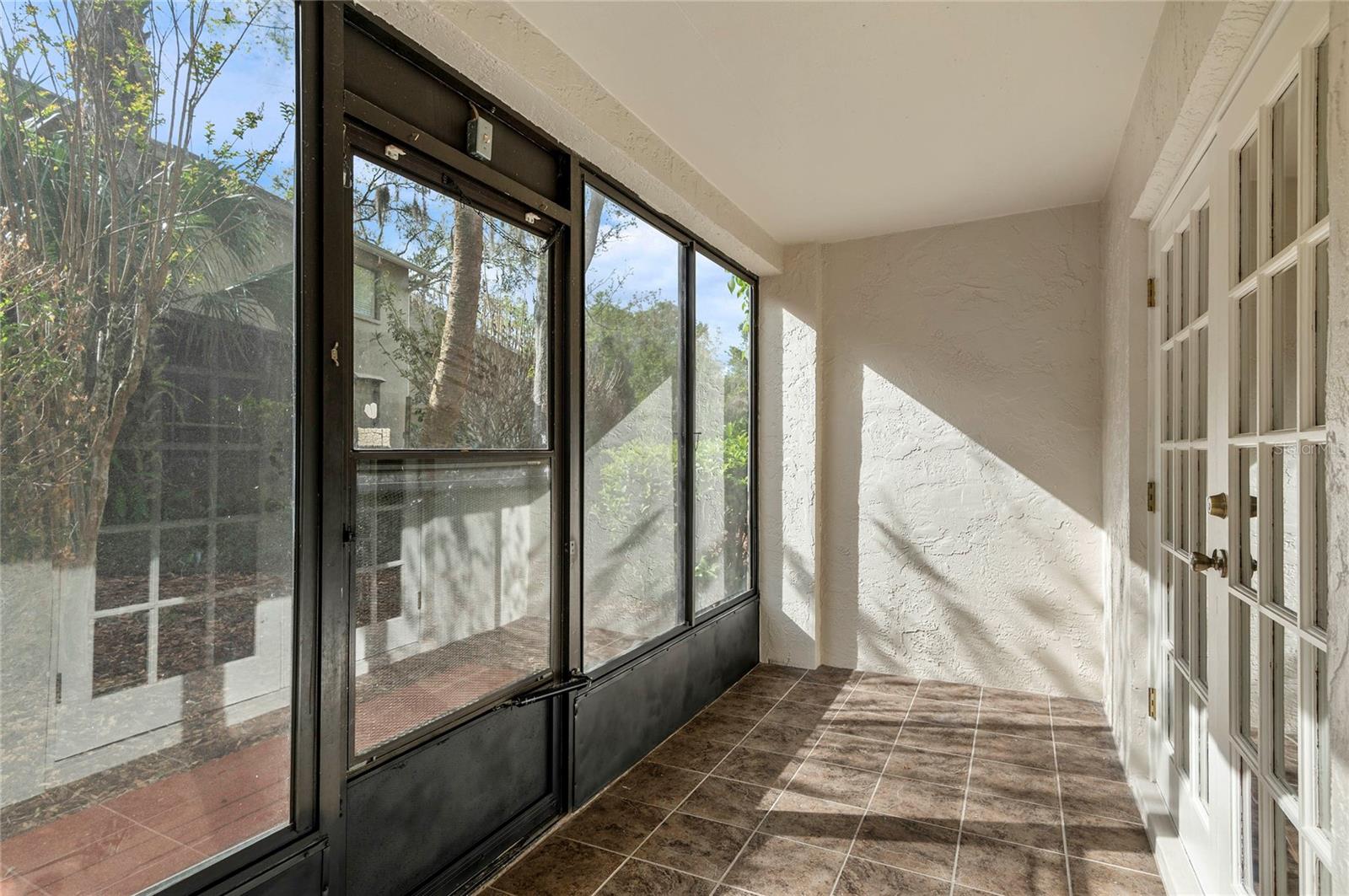 Image 32 of 37 For 409 Sandlewood Cove 3