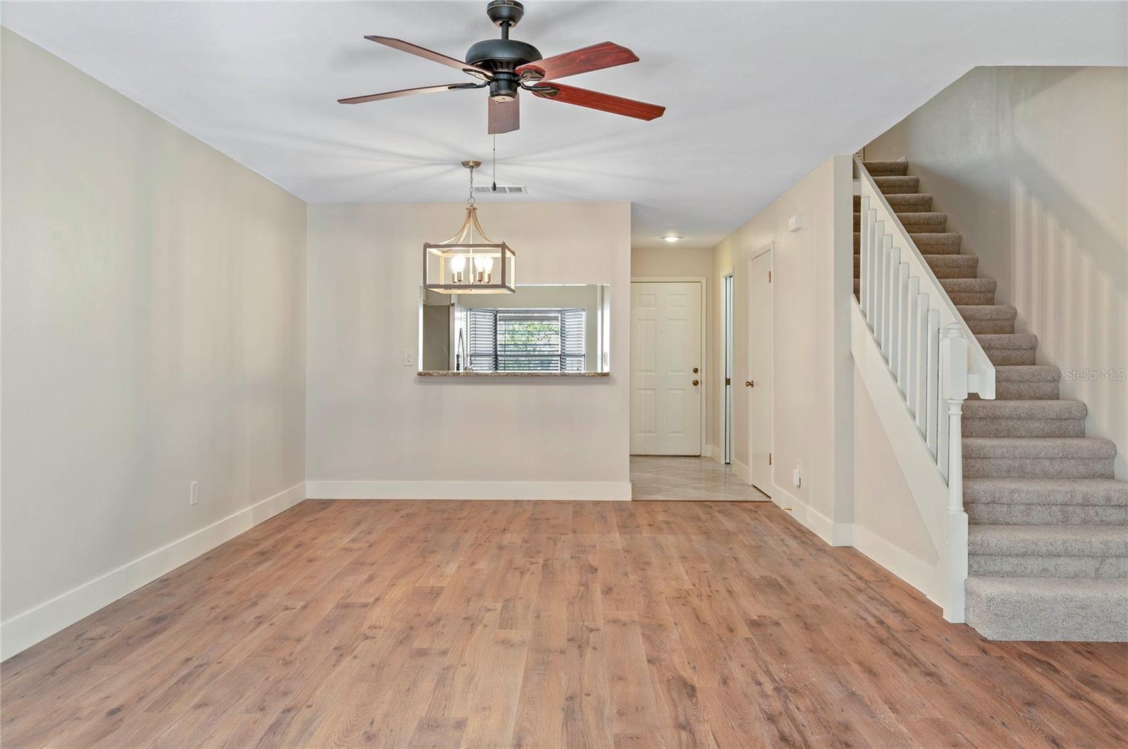 Image 6 of 37 For 409 Sandlewood Cove 3