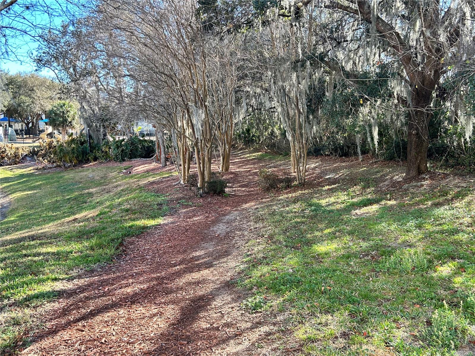 Image 26 of 36 For 8809 Dunes Court 303