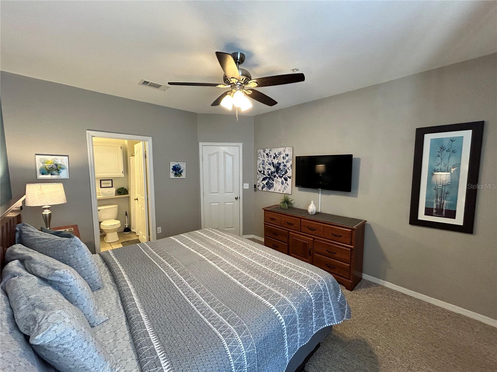 Image 7 of 36 For 8809 Dunes Court 303