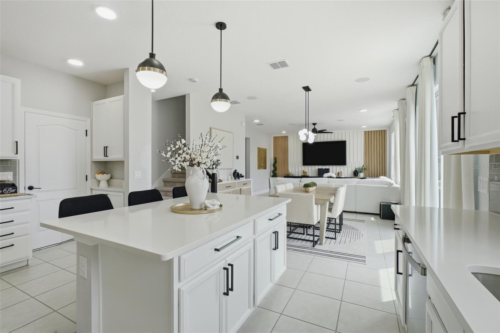 Image 17 of 49 For 5030 Shady Pines Drive