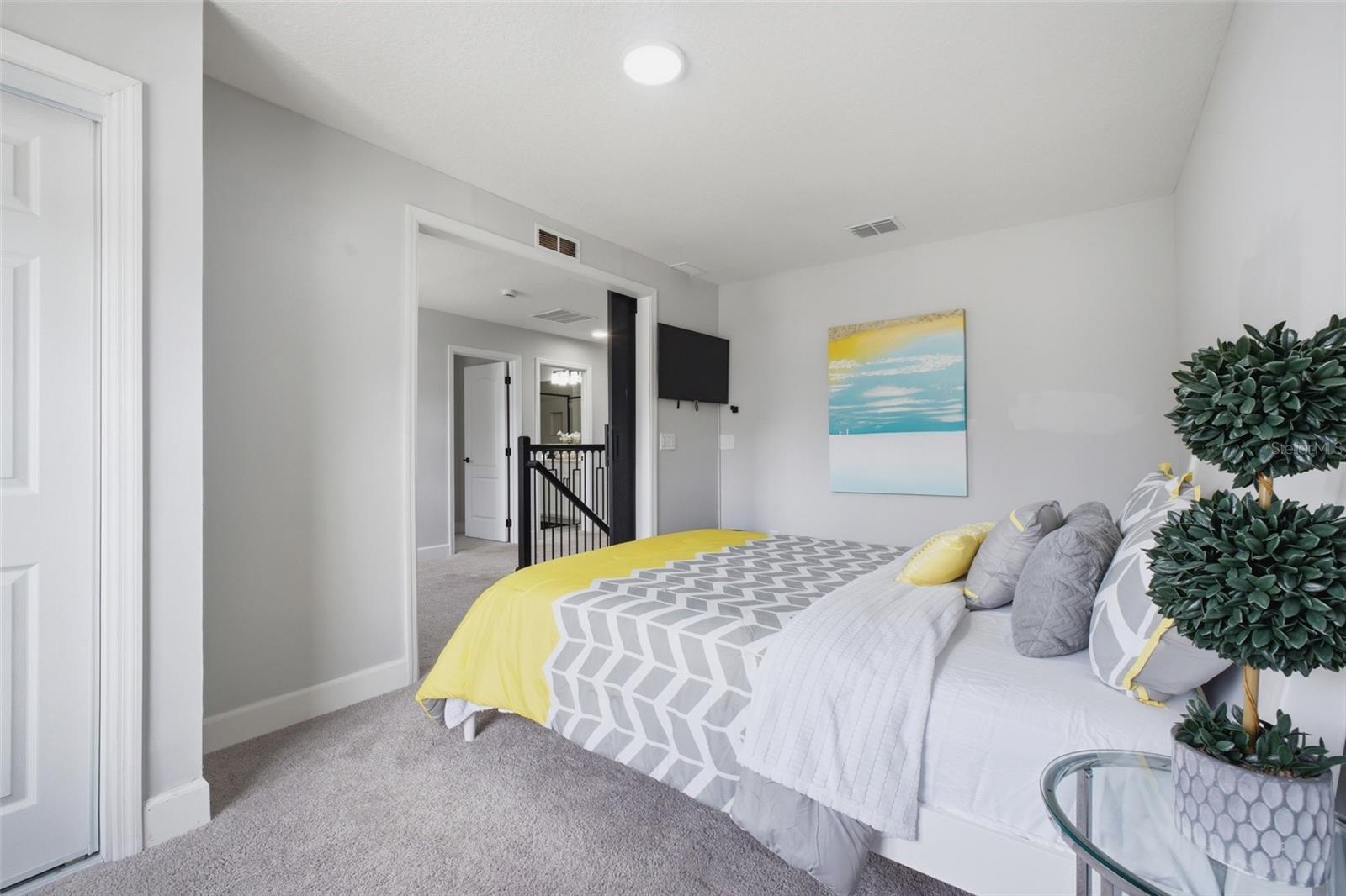 Image 23 of 49 For 5030 Shady Pines Drive