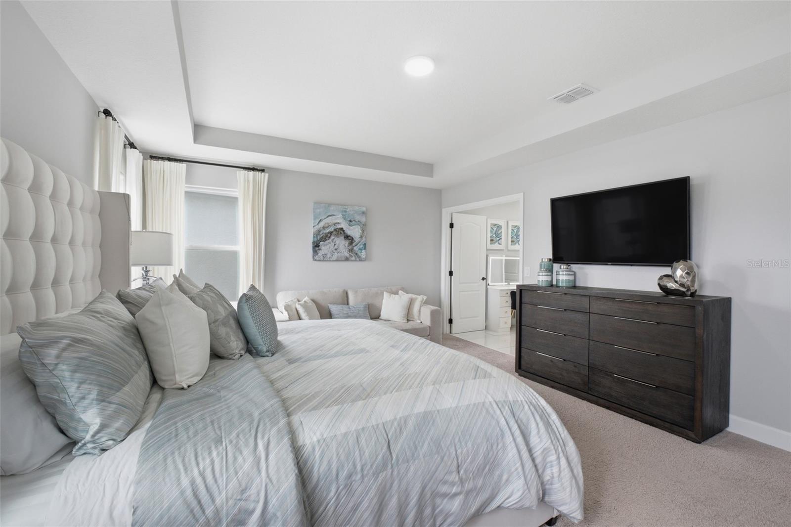 Image 26 of 49 For 5030 Shady Pines Drive