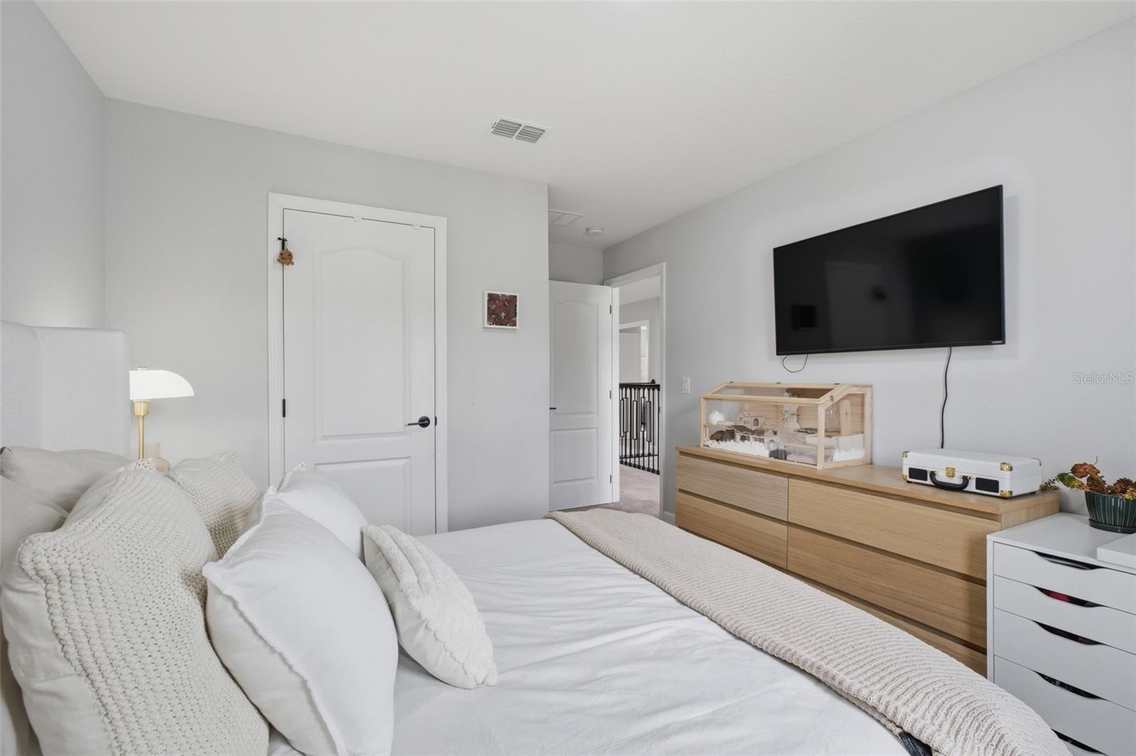 Image 32 of 49 For 5030 Shady Pines Drive