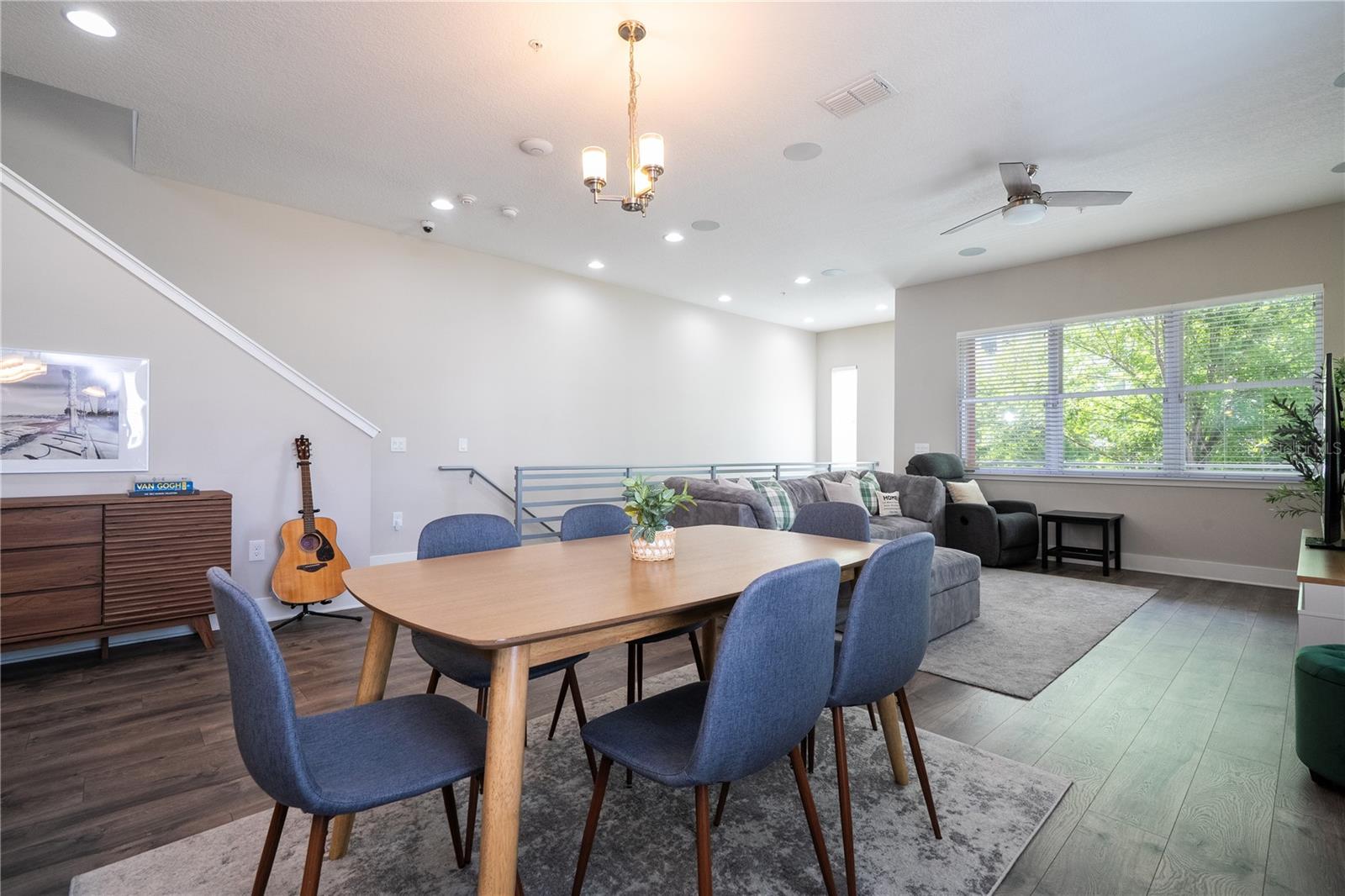 Image 25 of 61 For 73 Grant Street