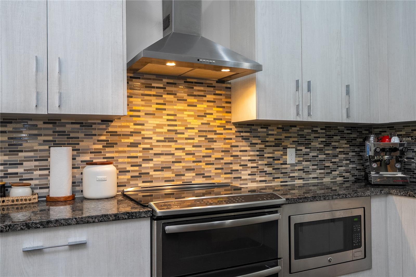 Image 29 of 61 For 73 Grant Street