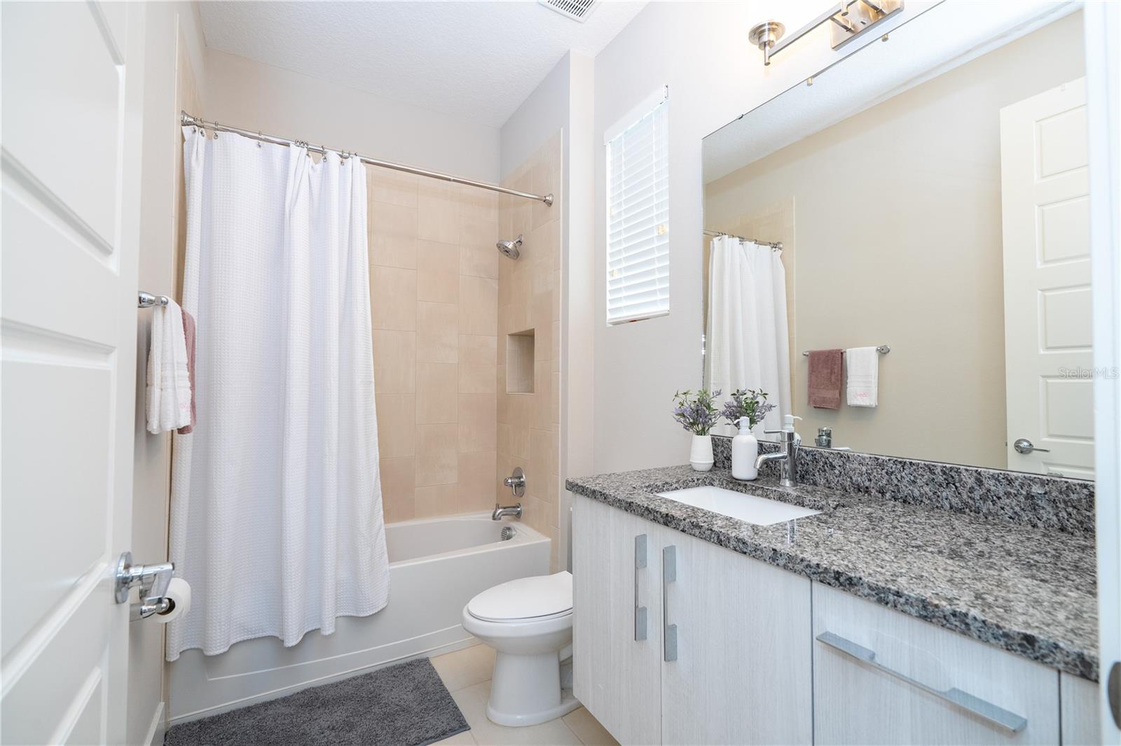 Image 43 of 61 For 73 Grant Street