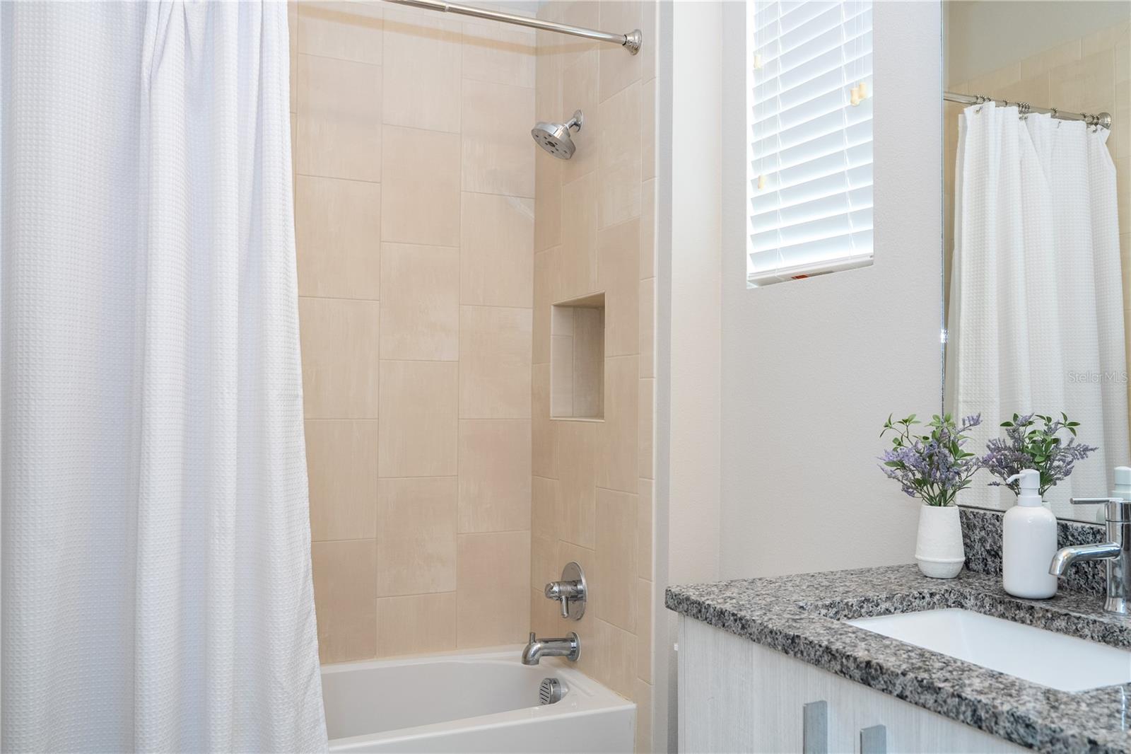 Image 44 of 61 For 73 Grant Street