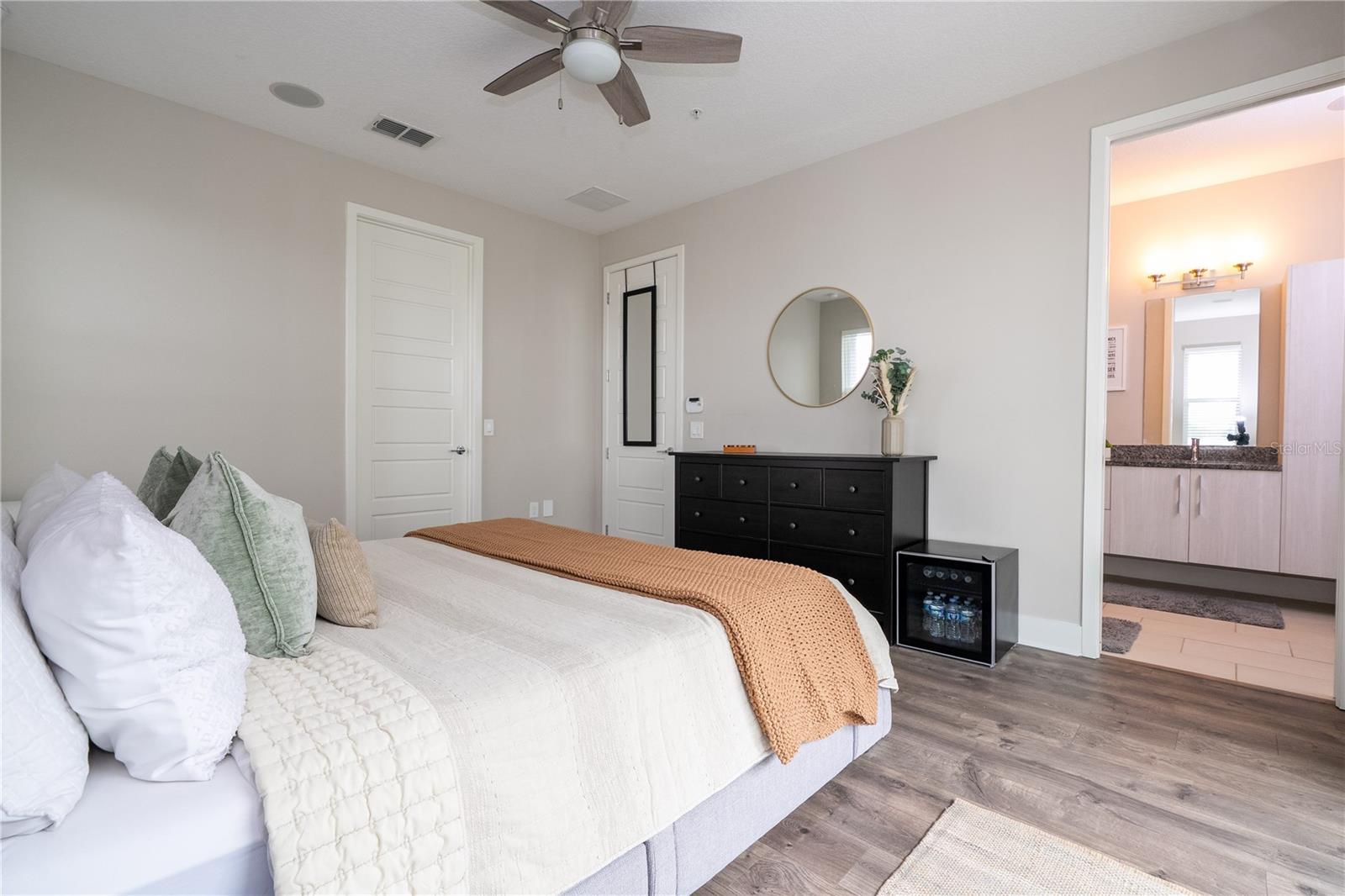 Image 54 of 61 For 73 Grant Street