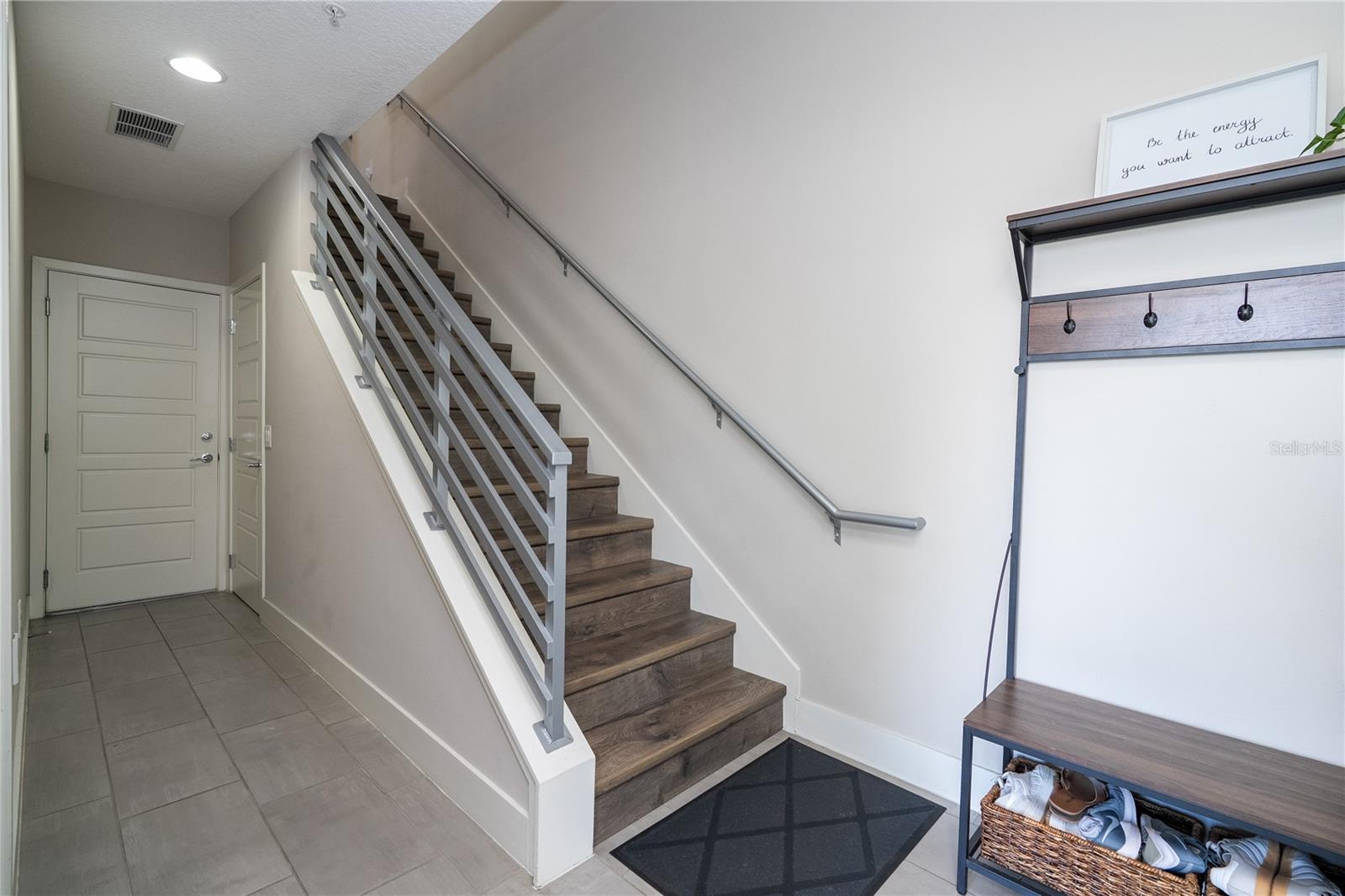 Image 6 of 61 For 73 Grant Street