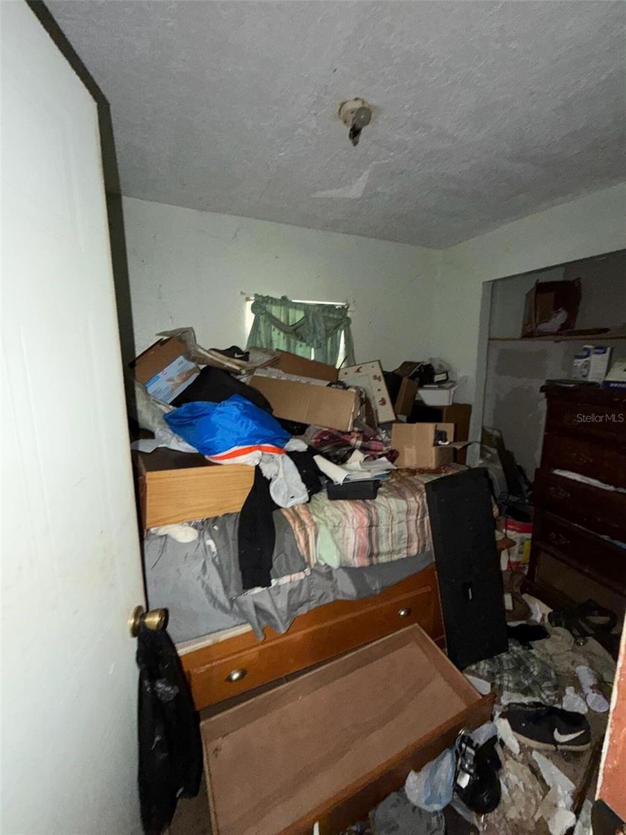 Image 8 of 13 For 702 Ohio Street