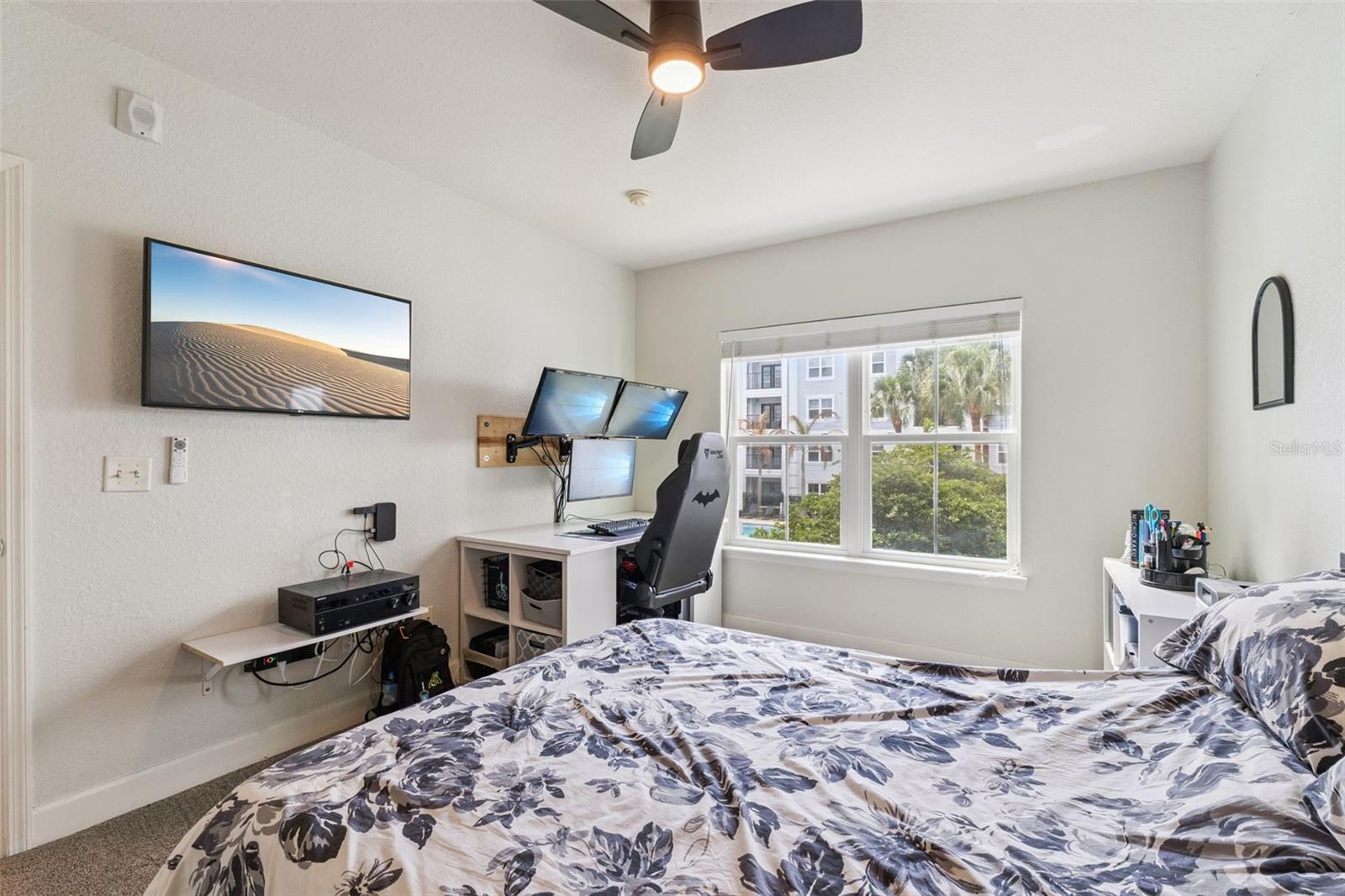 Image 24 of 45 For 202 South Street 2039