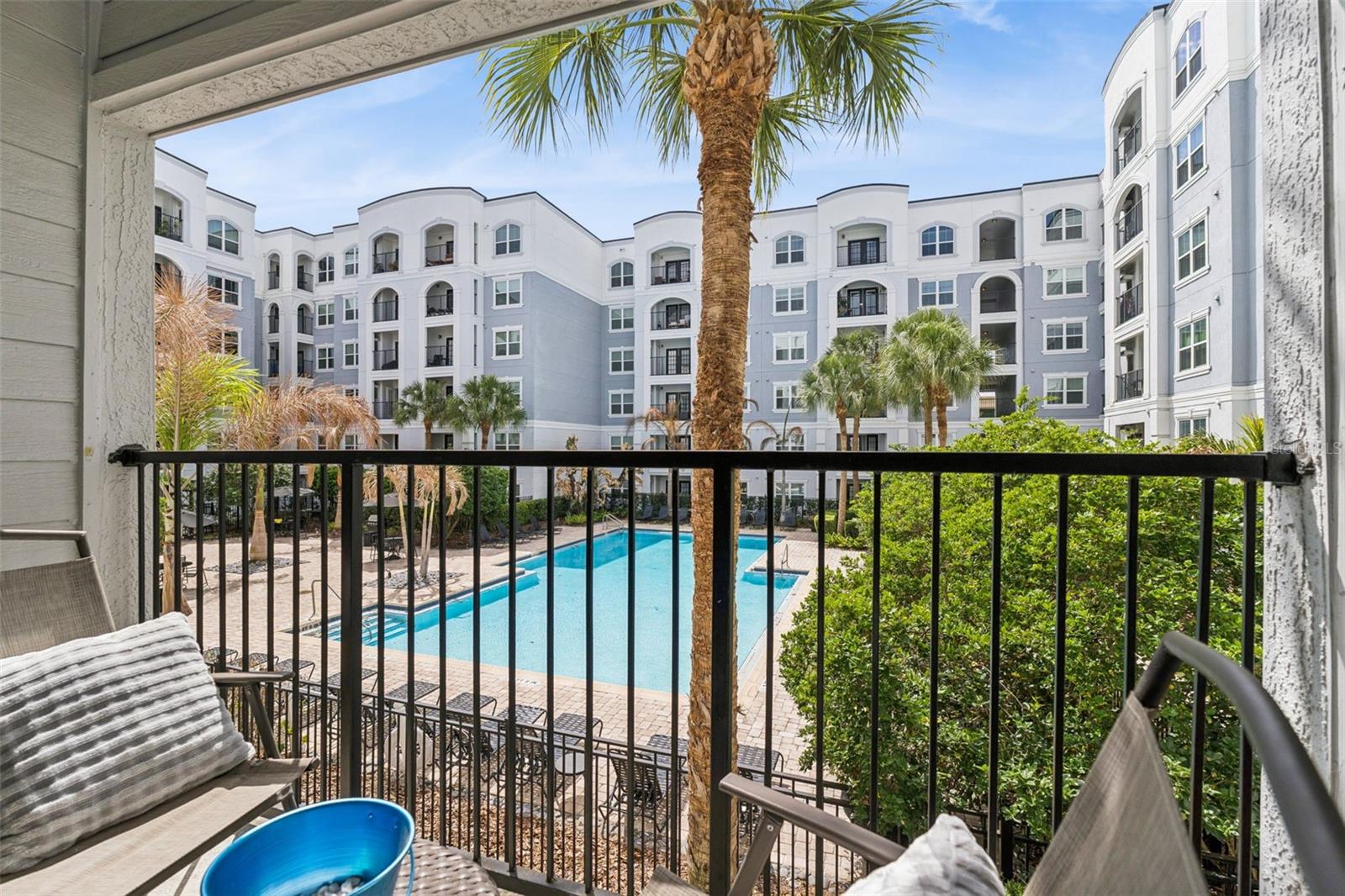 Image 27 of 45 For 202 South Street 2039