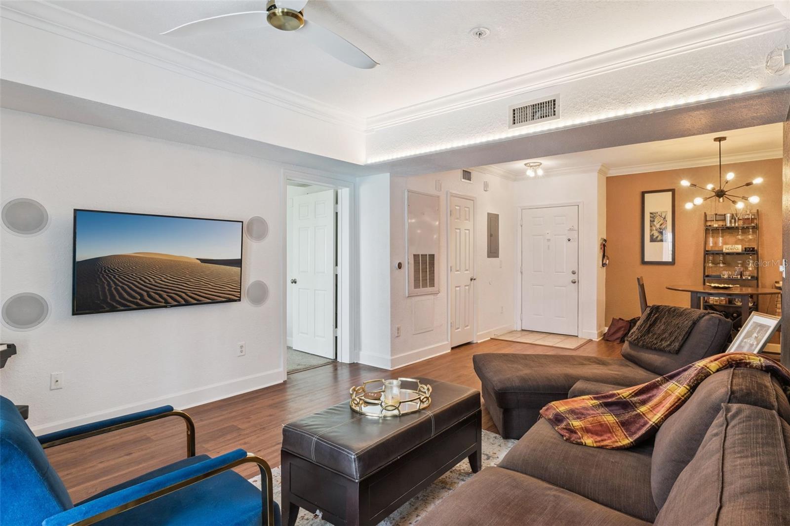 Image 5 of 45 For 202 South Street 2039