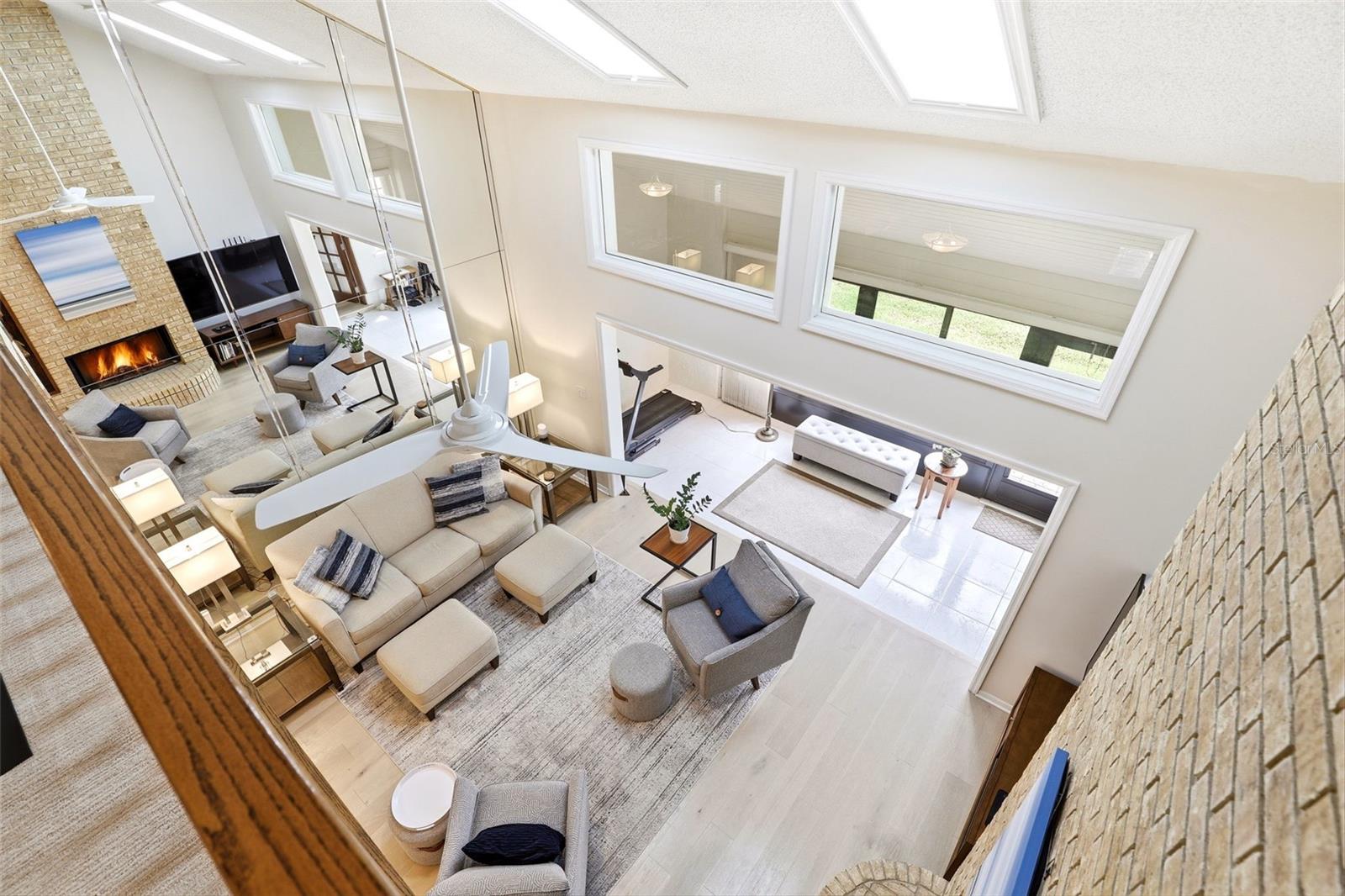 Image 21 of 53 For 121 Golf Club Drive