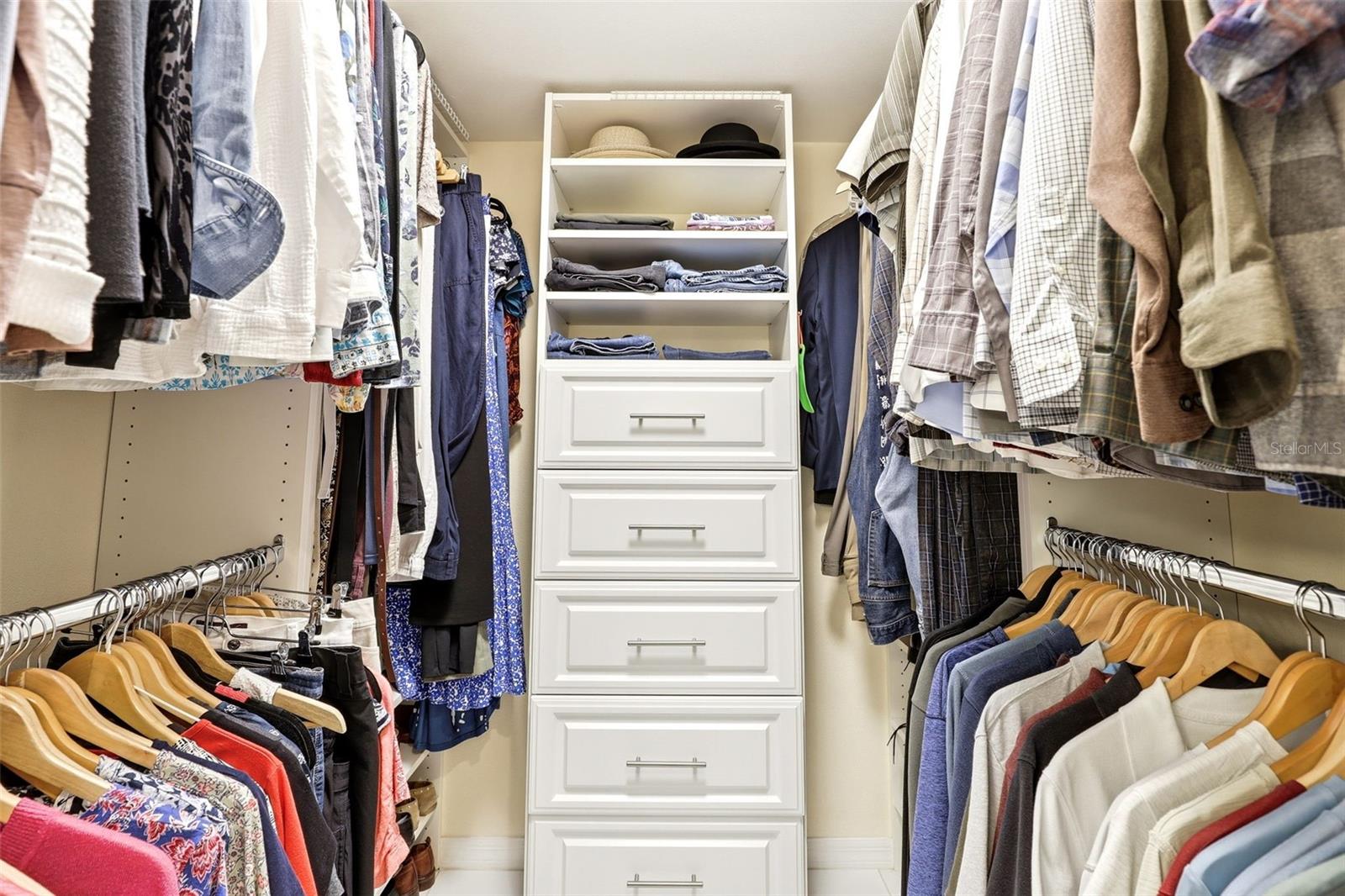 Image 26 of 53 For 121 Golf Club Drive