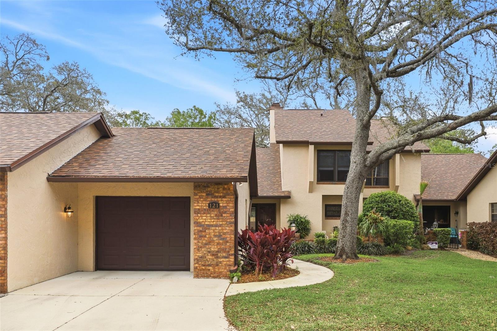 Image 46 of 53 For 121 Golf Club Drive