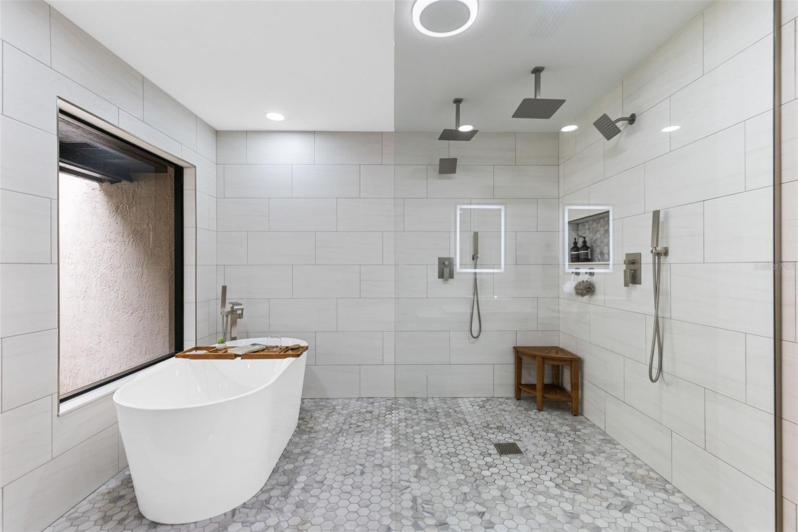 Image 16 of 60 For 100 Milinda Lane