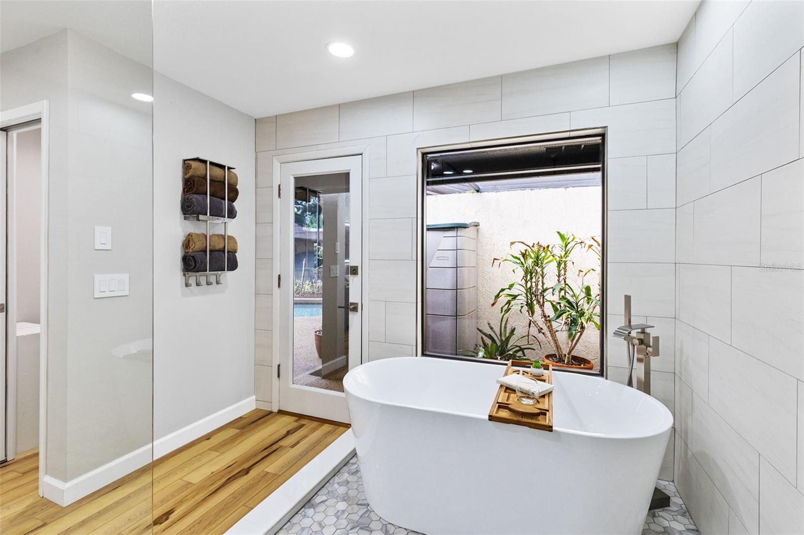 Image 17 of 60 For 100 Milinda Lane