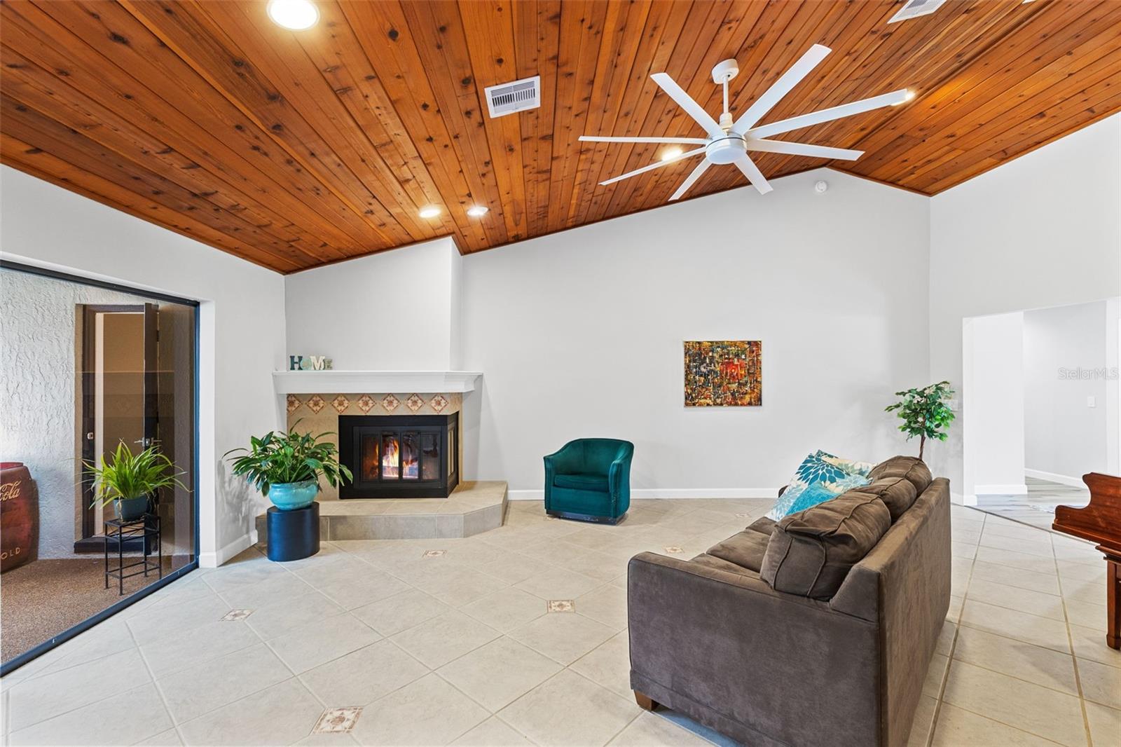 Image 20 of 60 For 100 Milinda Lane