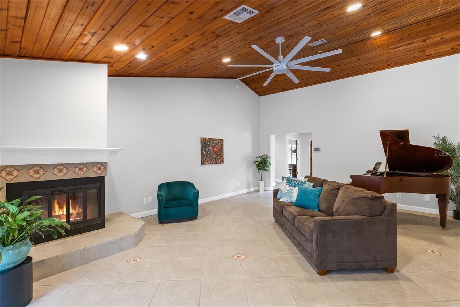 Image 21 of 60 For 100 Milinda Lane