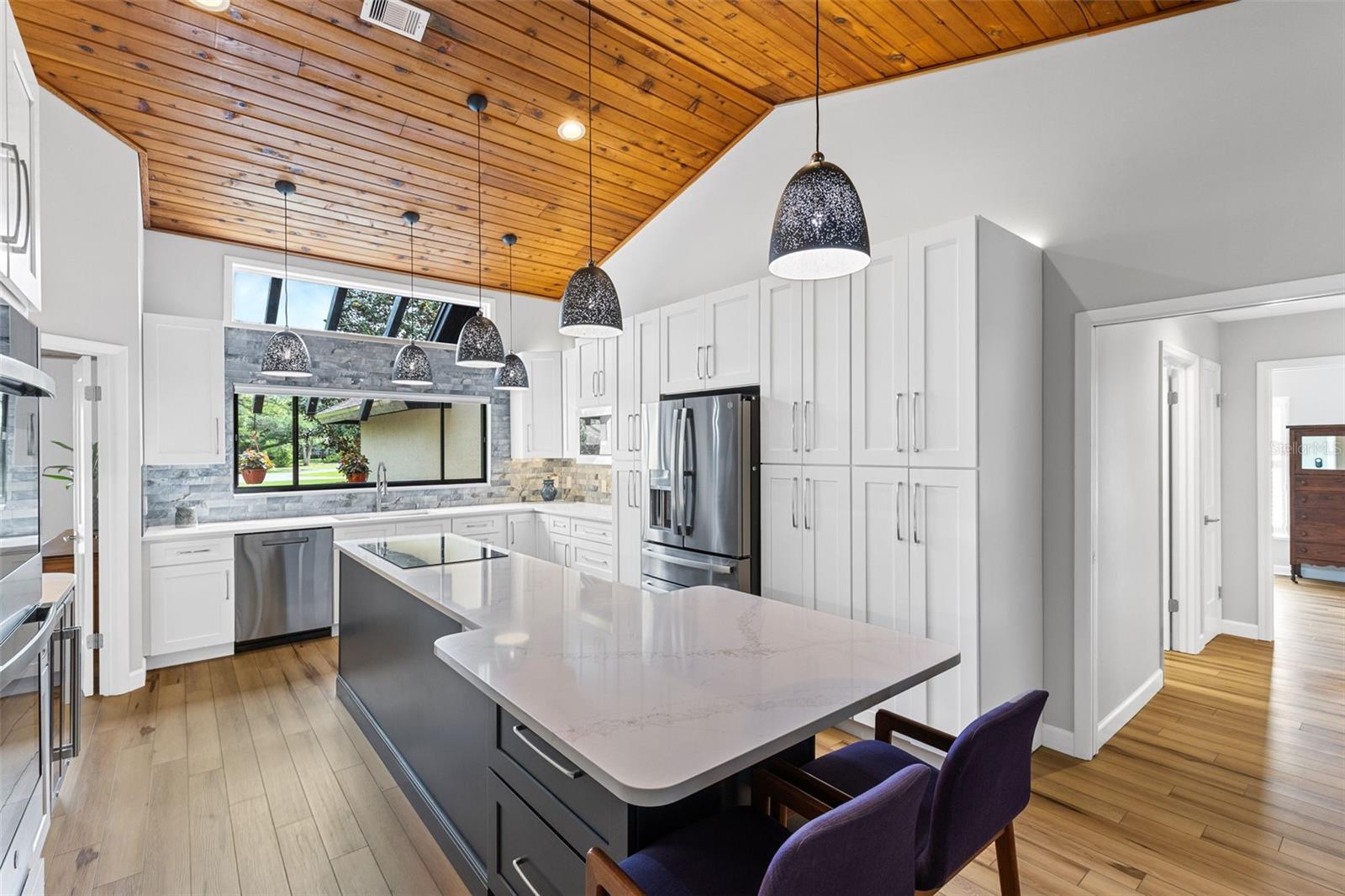 Image 3 of 60 For 100 Milinda Lane