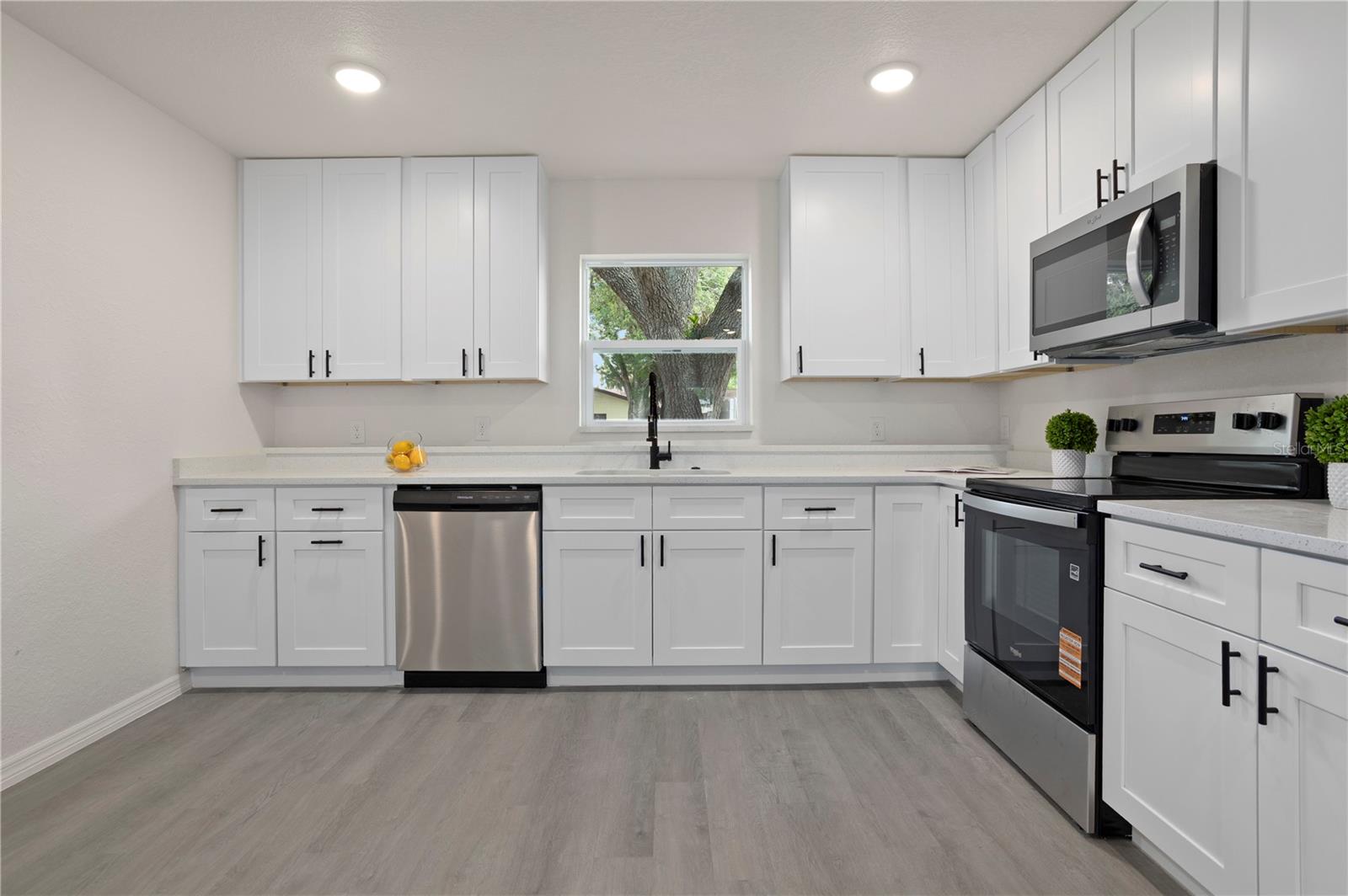 Image 12 of 31 For 1103 Sagamore Drive