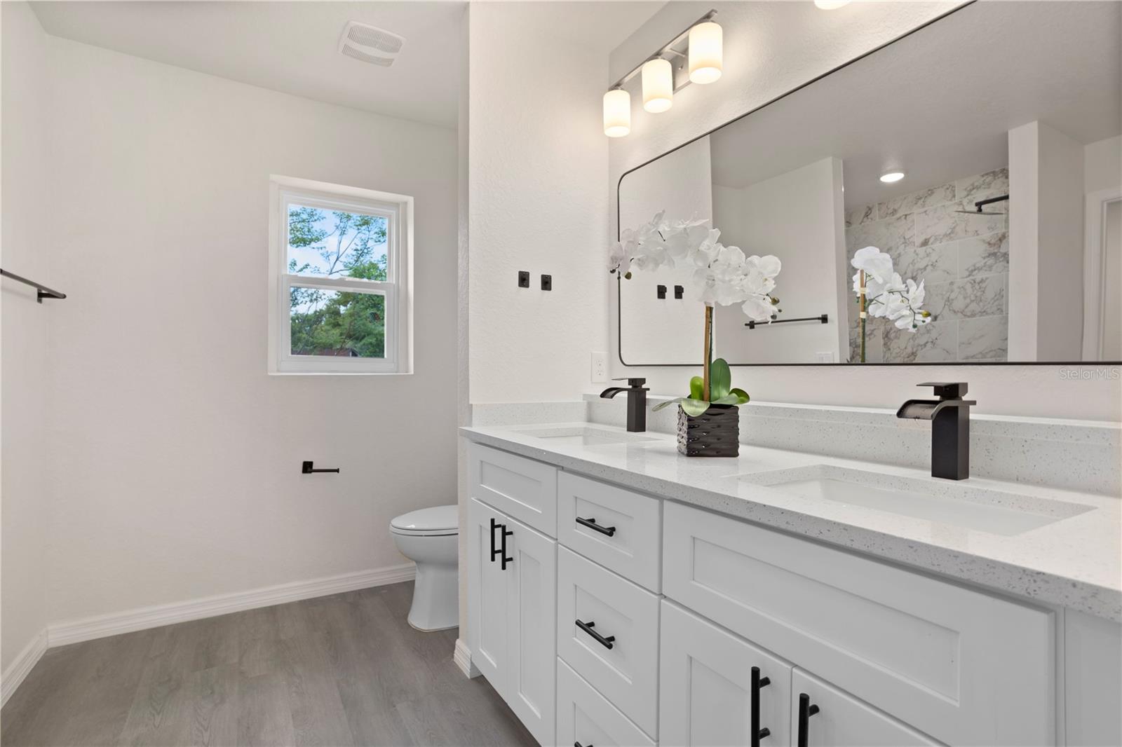 Image 16 of 31 For 1103 Sagamore Drive