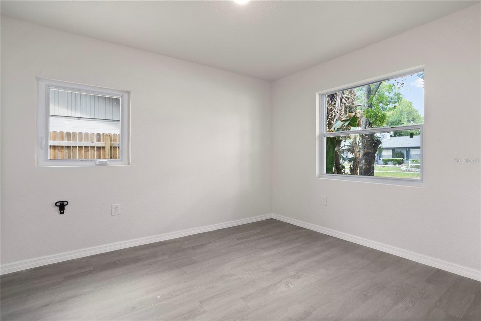 Image 19 of 31 For 1103 Sagamore Drive