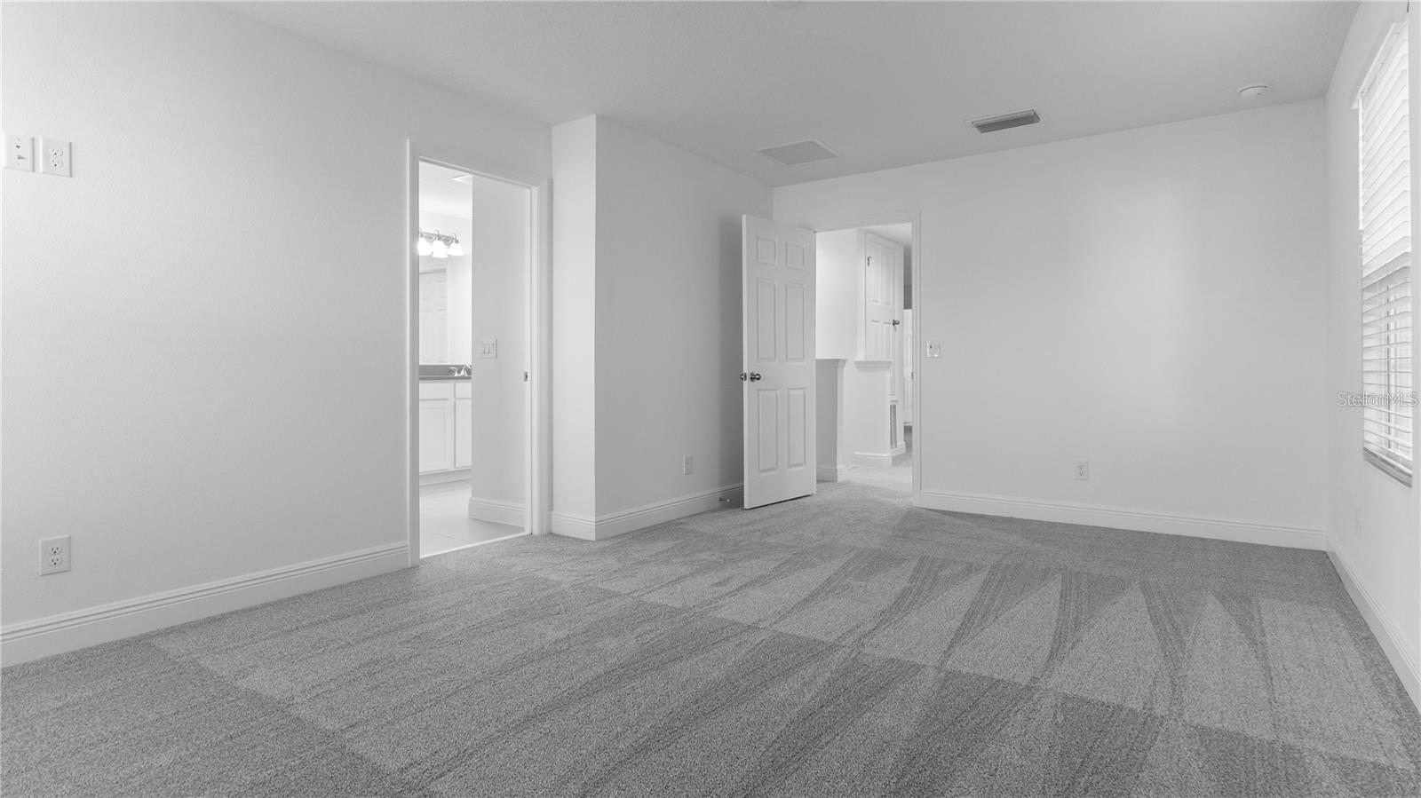 Image 22 of 25 For 14503 Crestavista Avenue