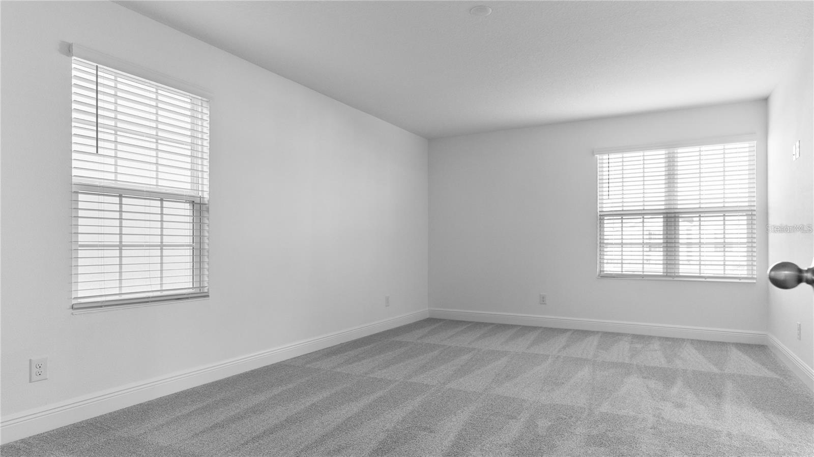 Image 23 of 25 For 14503 Crestavista Avenue