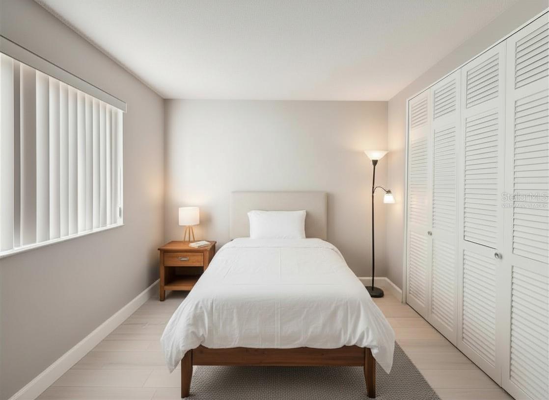 Image 20 of 32 For 1600 Lake Parker Drive C4