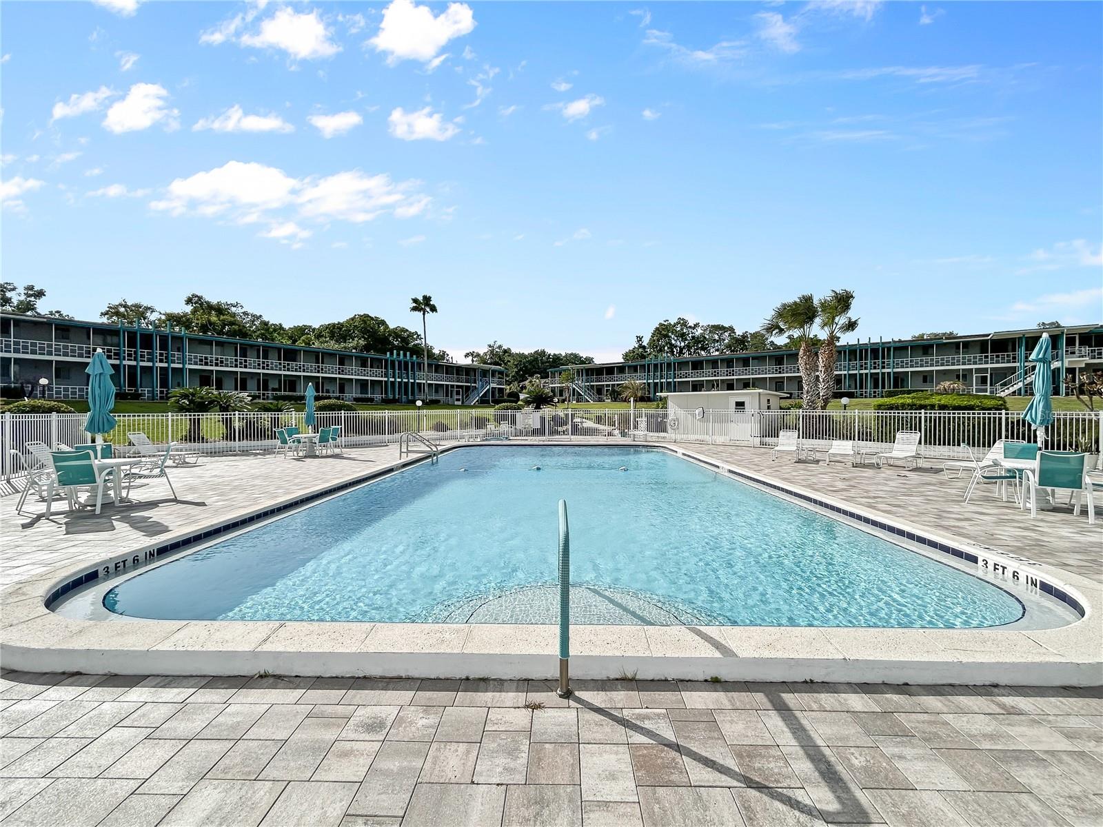 Image 24 of 32 For 1600 Lake Parker Drive C4