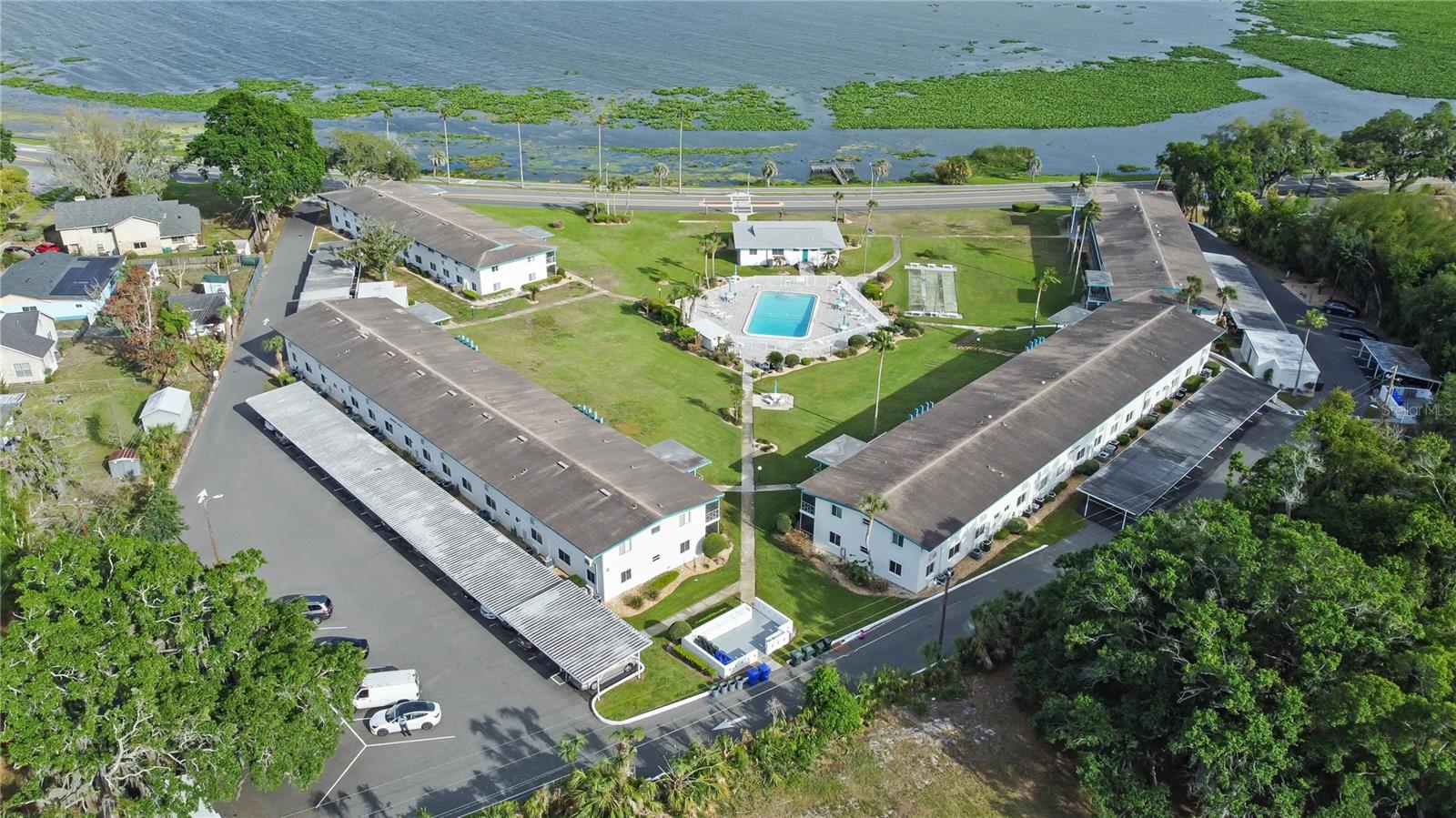 Image 29 of 32 For 1600 Lake Parker Drive C4