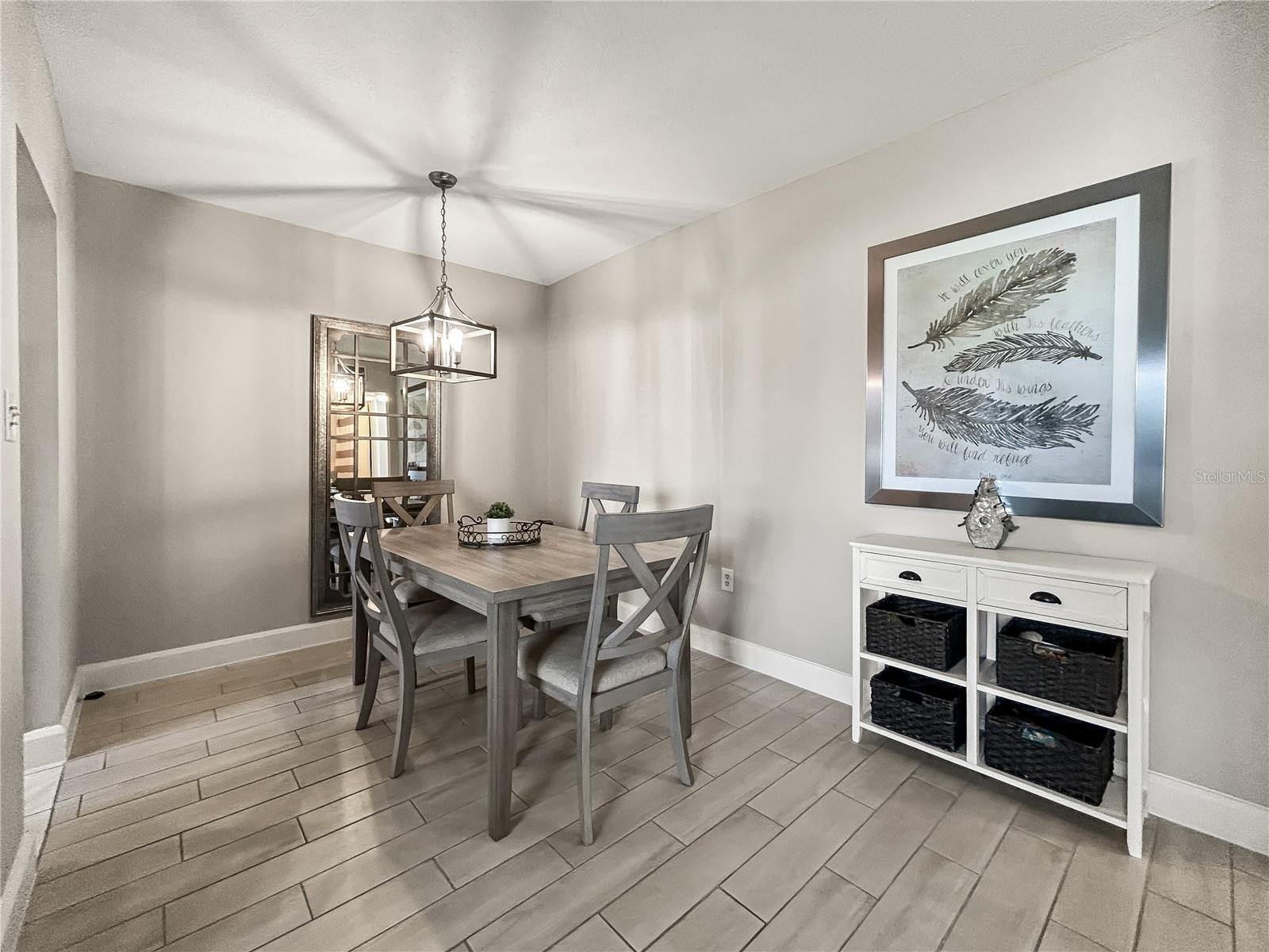 Image 7 of 32 For 1600 Lake Parker Drive C4