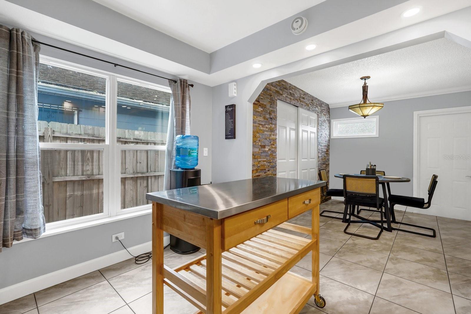 Image 13 of 37 For 1558 Brookebridge Drive