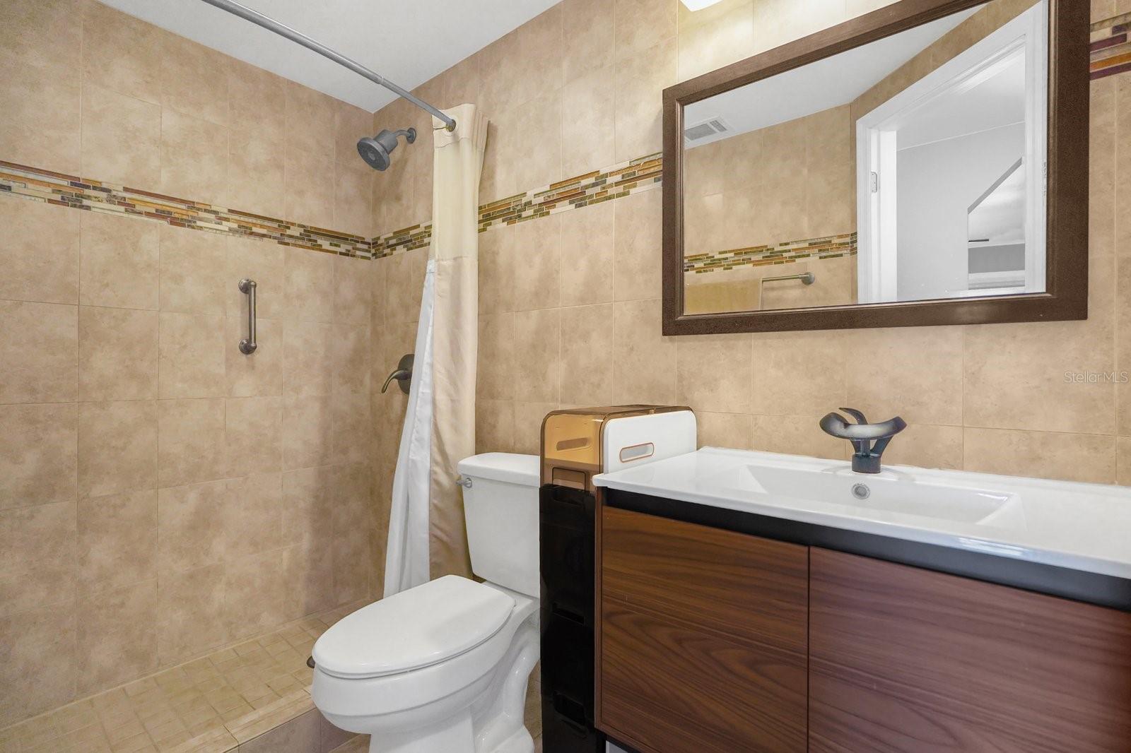 Image 20 of 37 For 1558 Brookebridge Drive