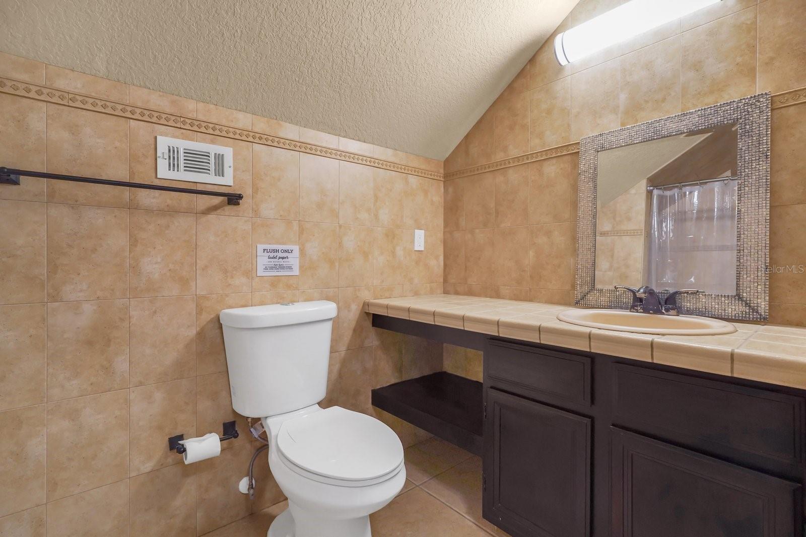 Image 22 of 37 For 1558 Brookebridge Drive