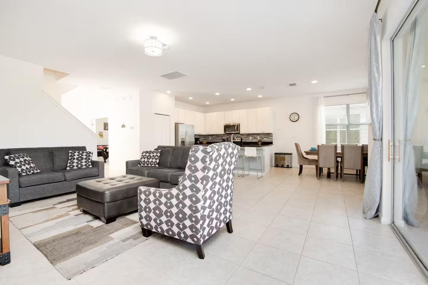 Image 5 of 35 For 2665 Calistoga Avenue