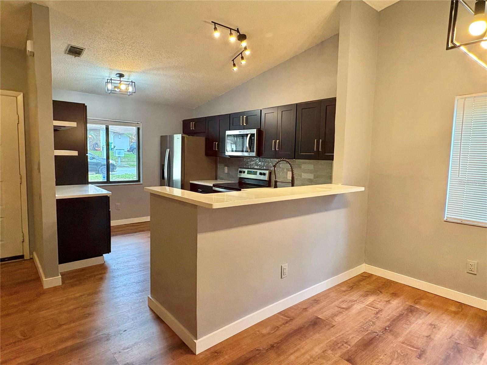 Image 11 of 27 For 661 Wildflower Court