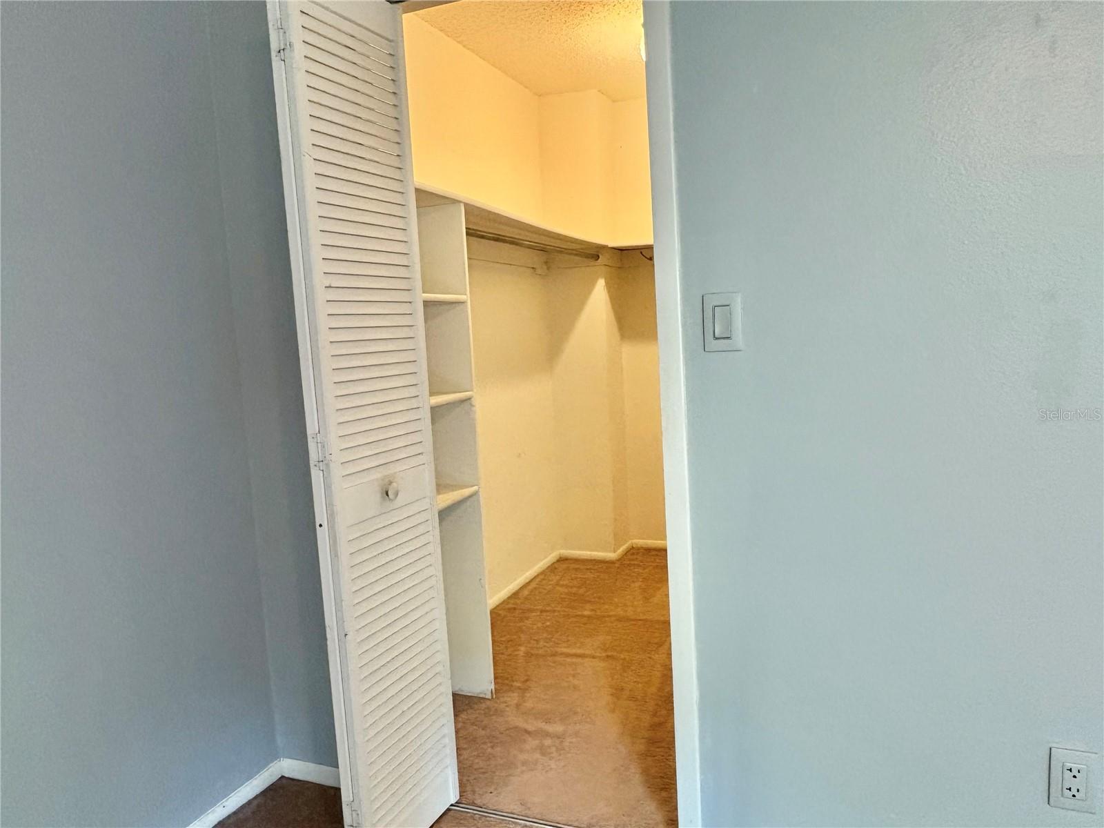 Image 18 of 27 For 661 Wildflower Court